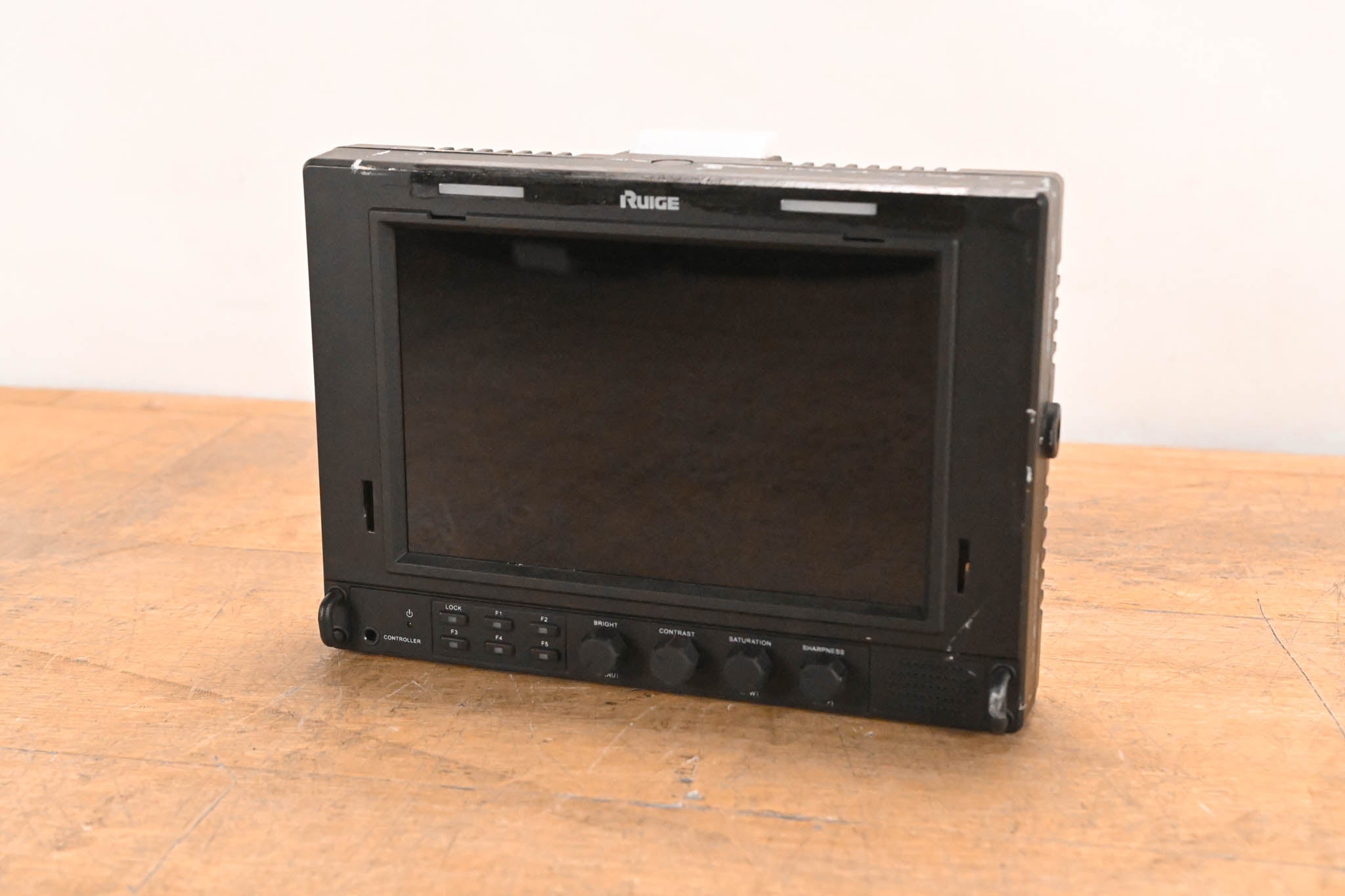 Ruige VF-701HDA 7-Inch HD Viewfinder