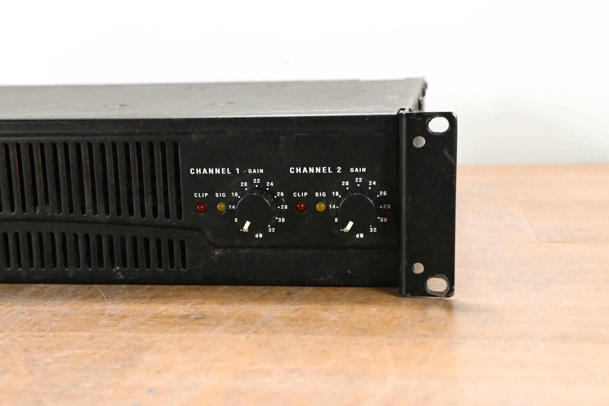 QSC RMX1450 2-Channel Power Amplifier