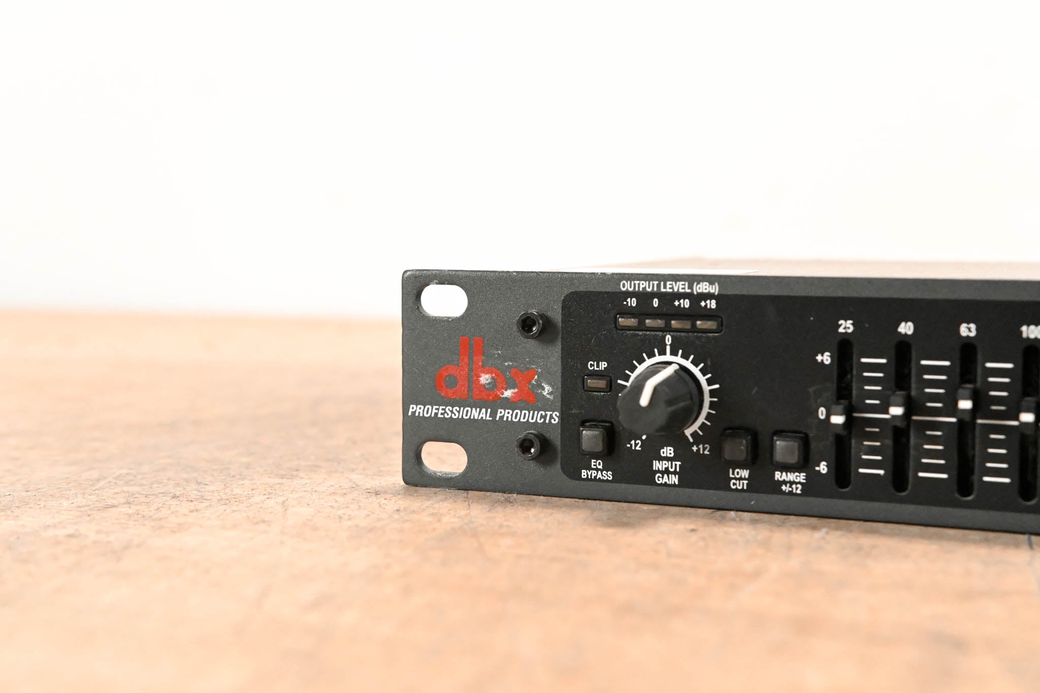 dbx 215 Dual Channel 15-Band Graphic Equalizer