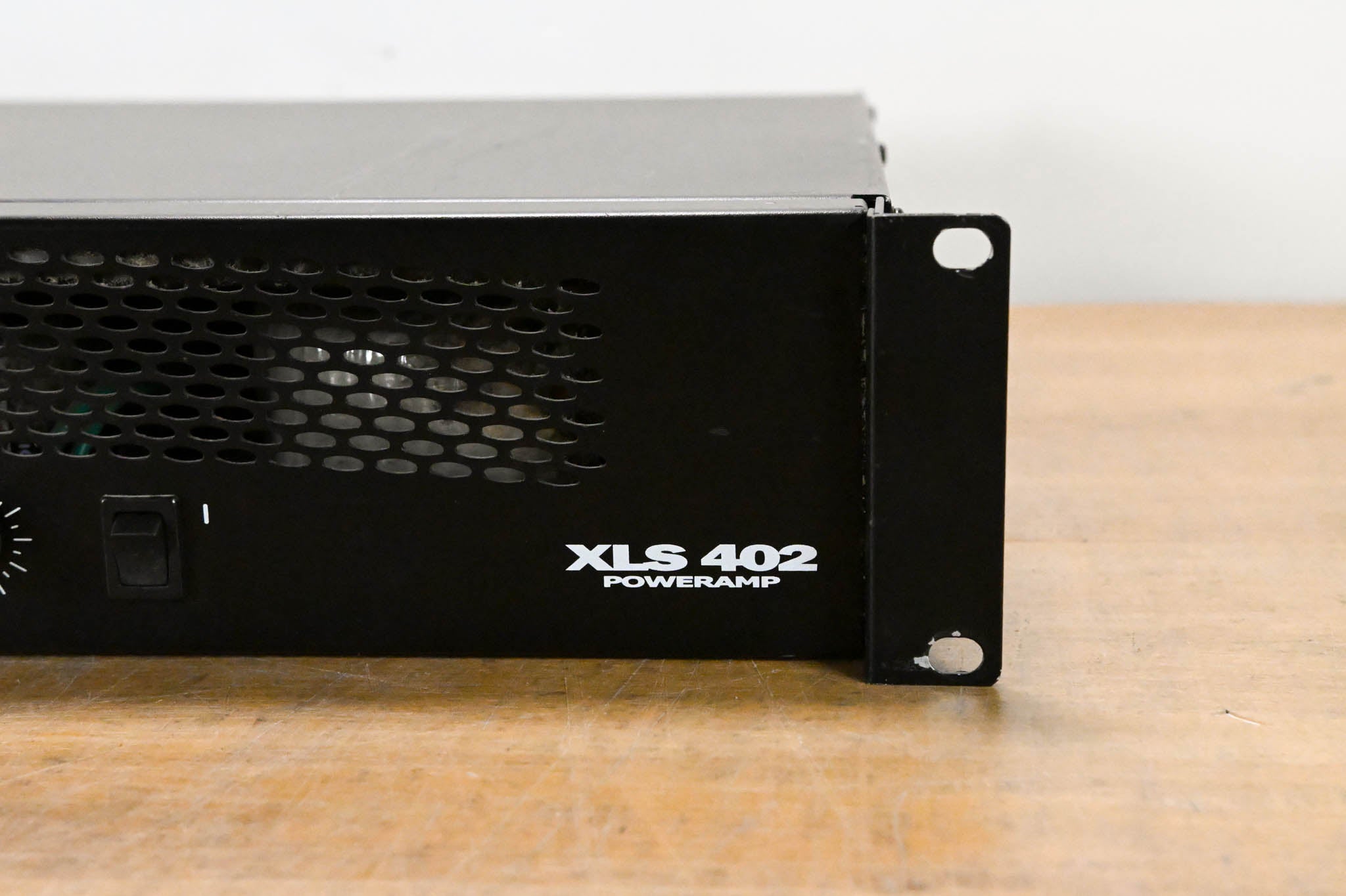 Crown XLS 402 2-Channel Power Amplifier