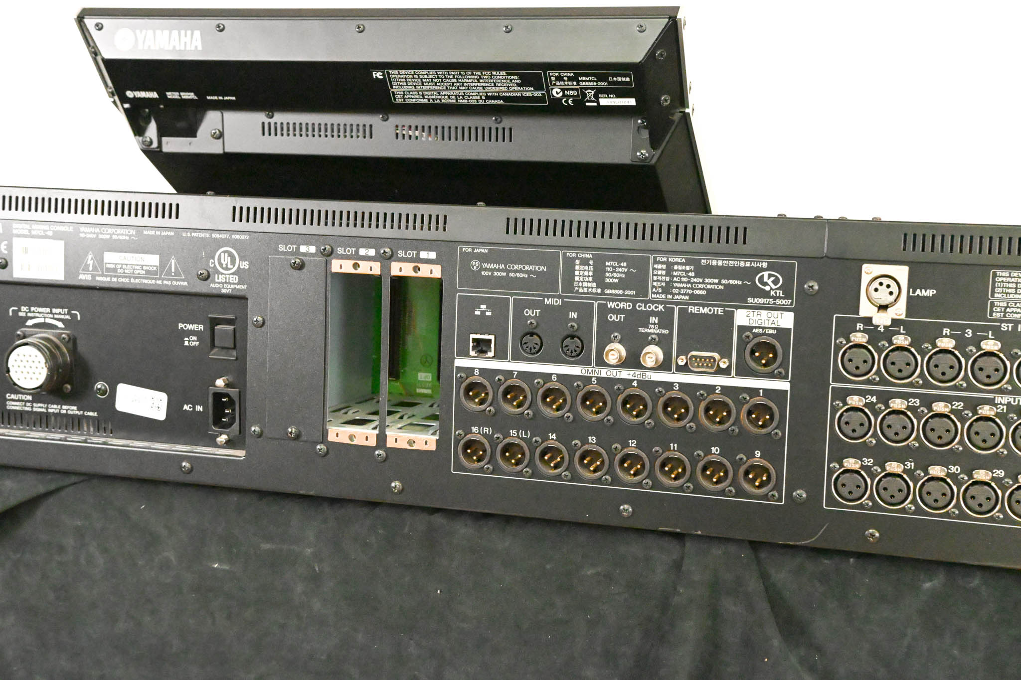 Yamaha M7CL-48 48-Channel Digital Audio Mixing Console CG01Z16