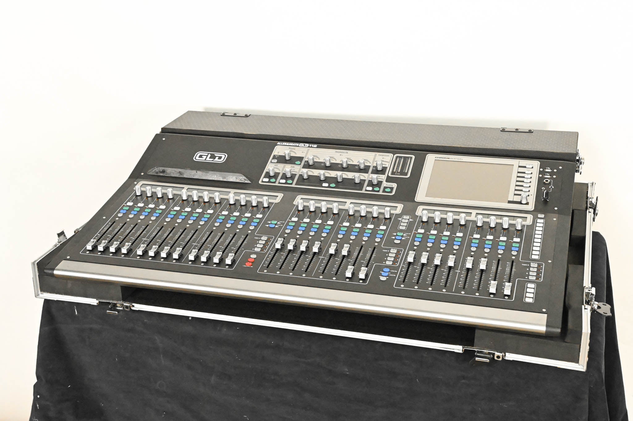 Allen & Heath GLD-112 Chrome Edition Digital Mixing Surface w/ Road Case