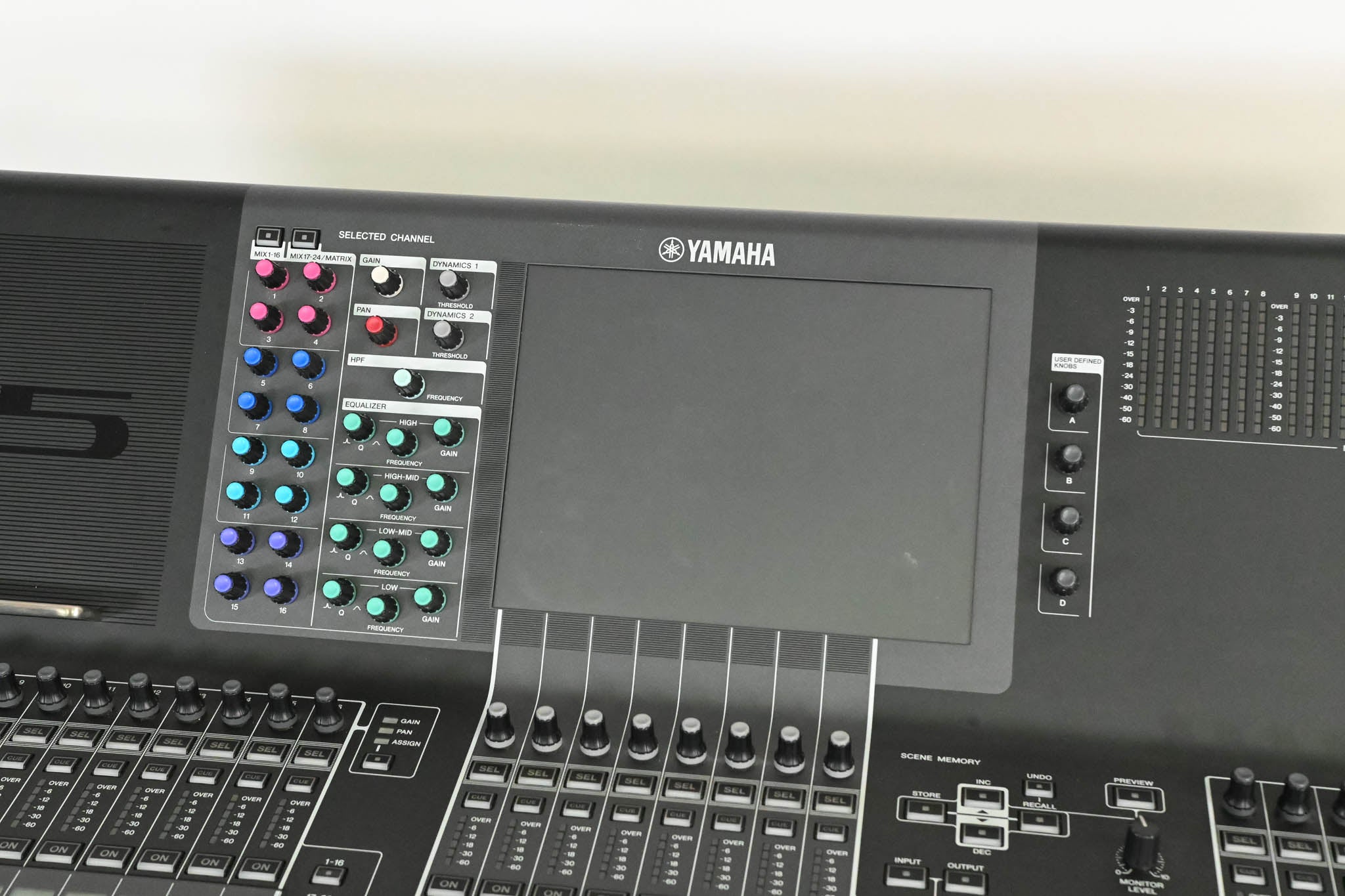 Yamaha CL5 72-Channel Digital Mixing Console