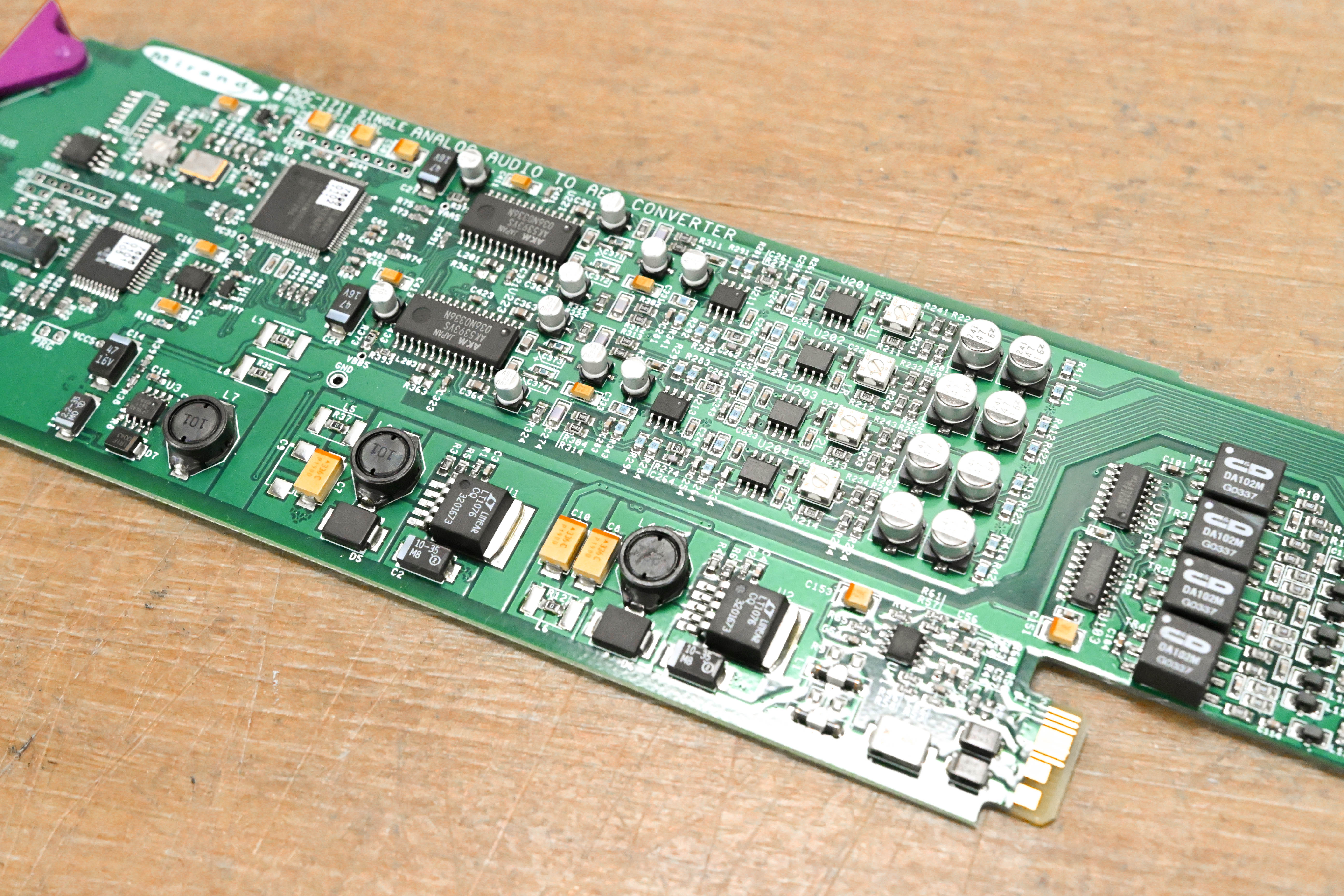 Miranda ADC-1721 Dual Analog Audio to AES Converter