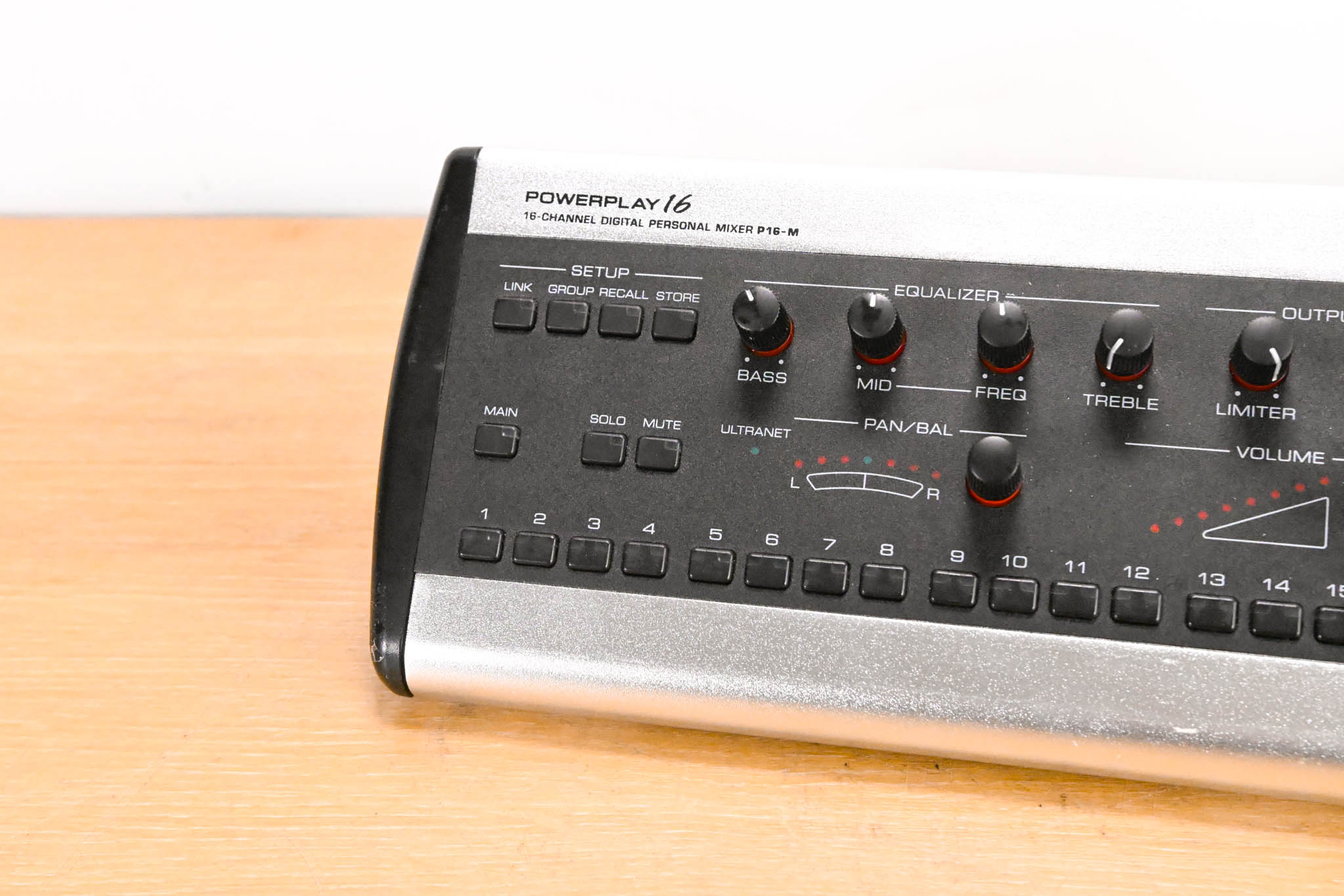 Behringer Powerplay P16-M 16-Channel Digital Personal Mixer