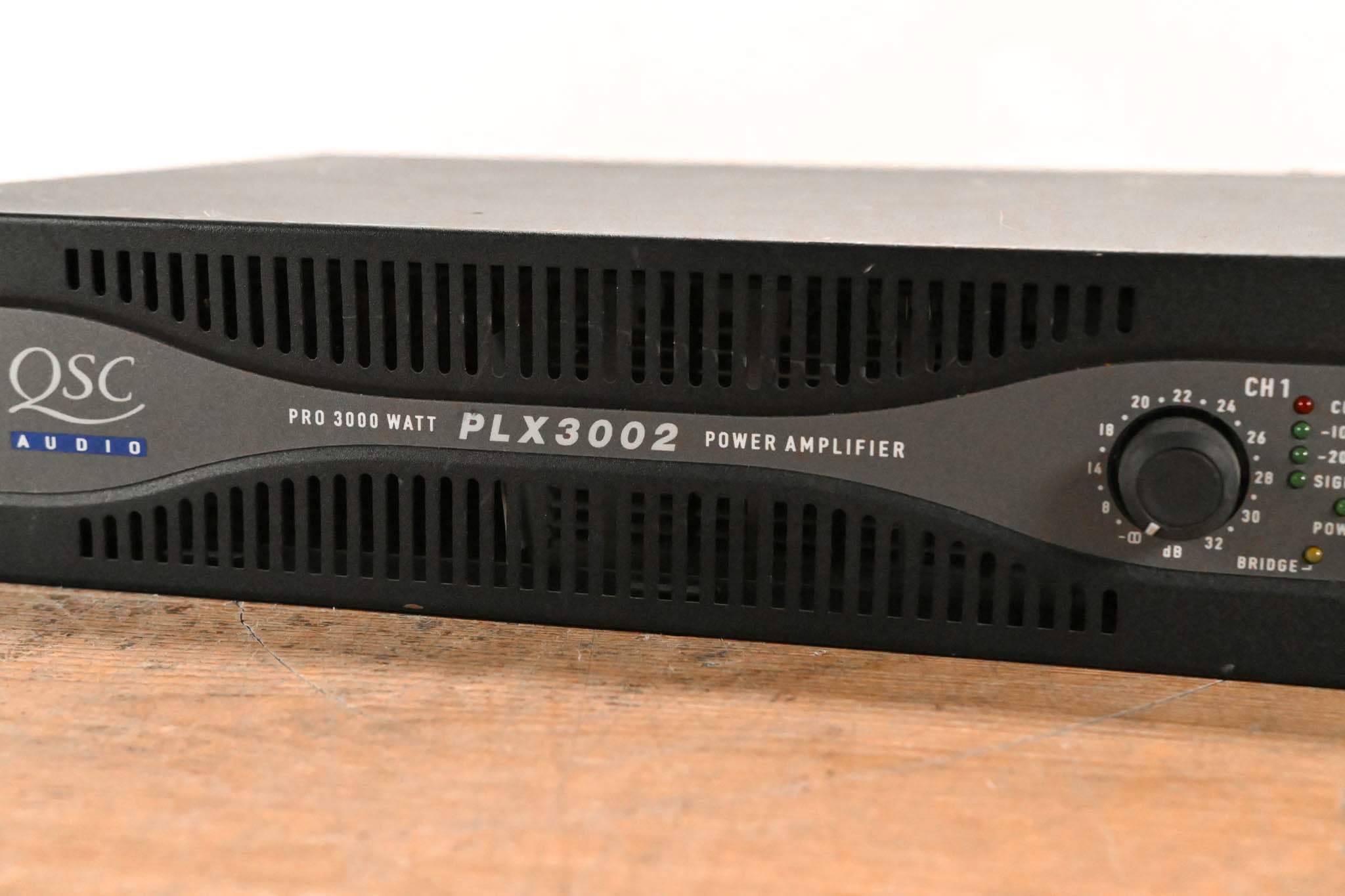 QSC PLX3002 2-Channel Power Amplifier