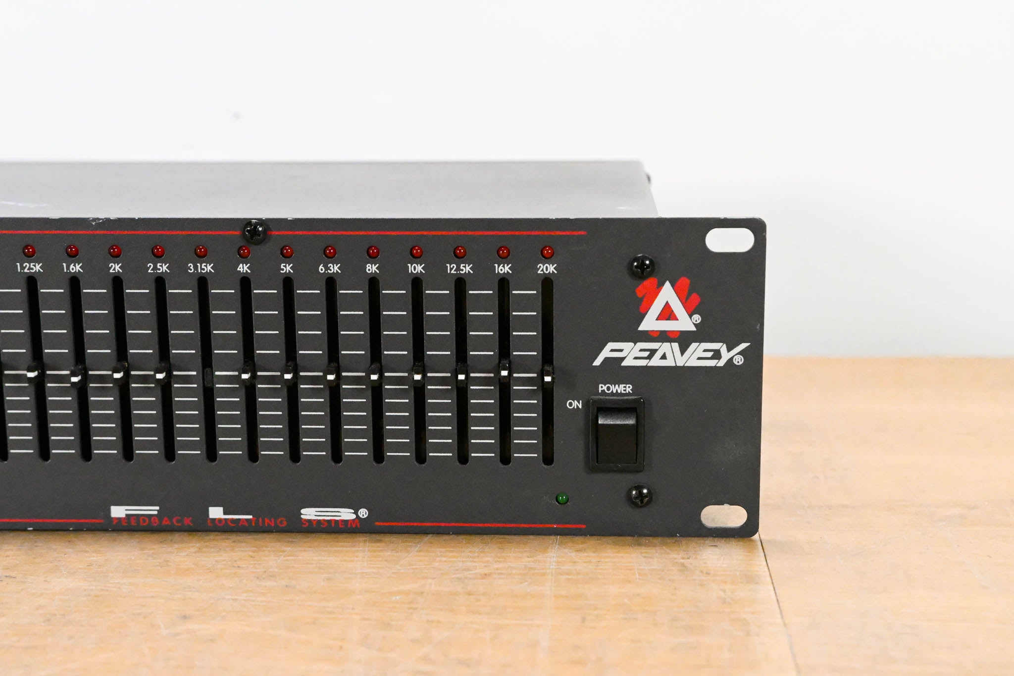 Peavey QF 131 31-Band Graphic Equalizer