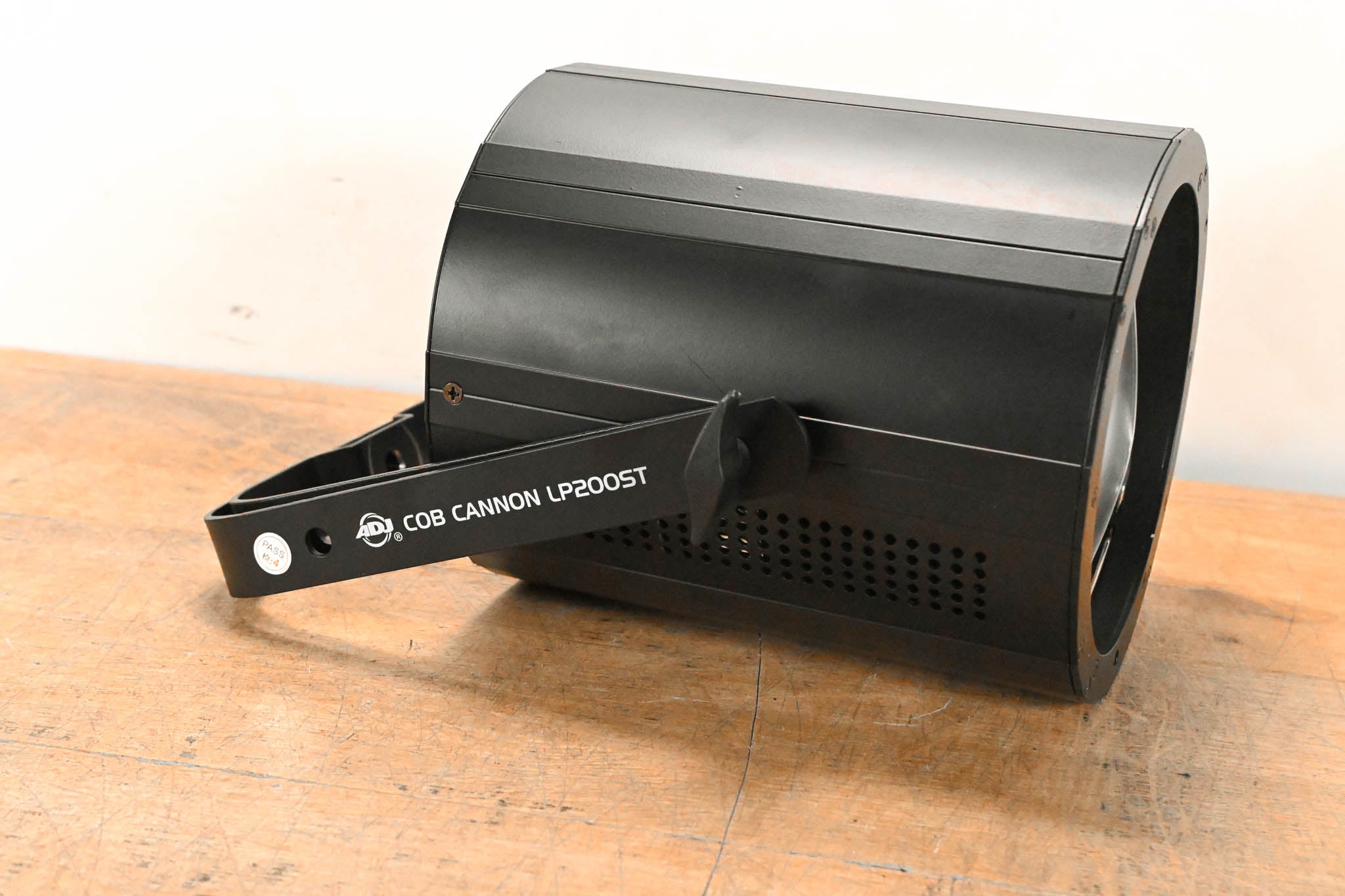 ADJ COB Cannon LP200ST 200W Chip On Board Color Mixing Wash Fixture