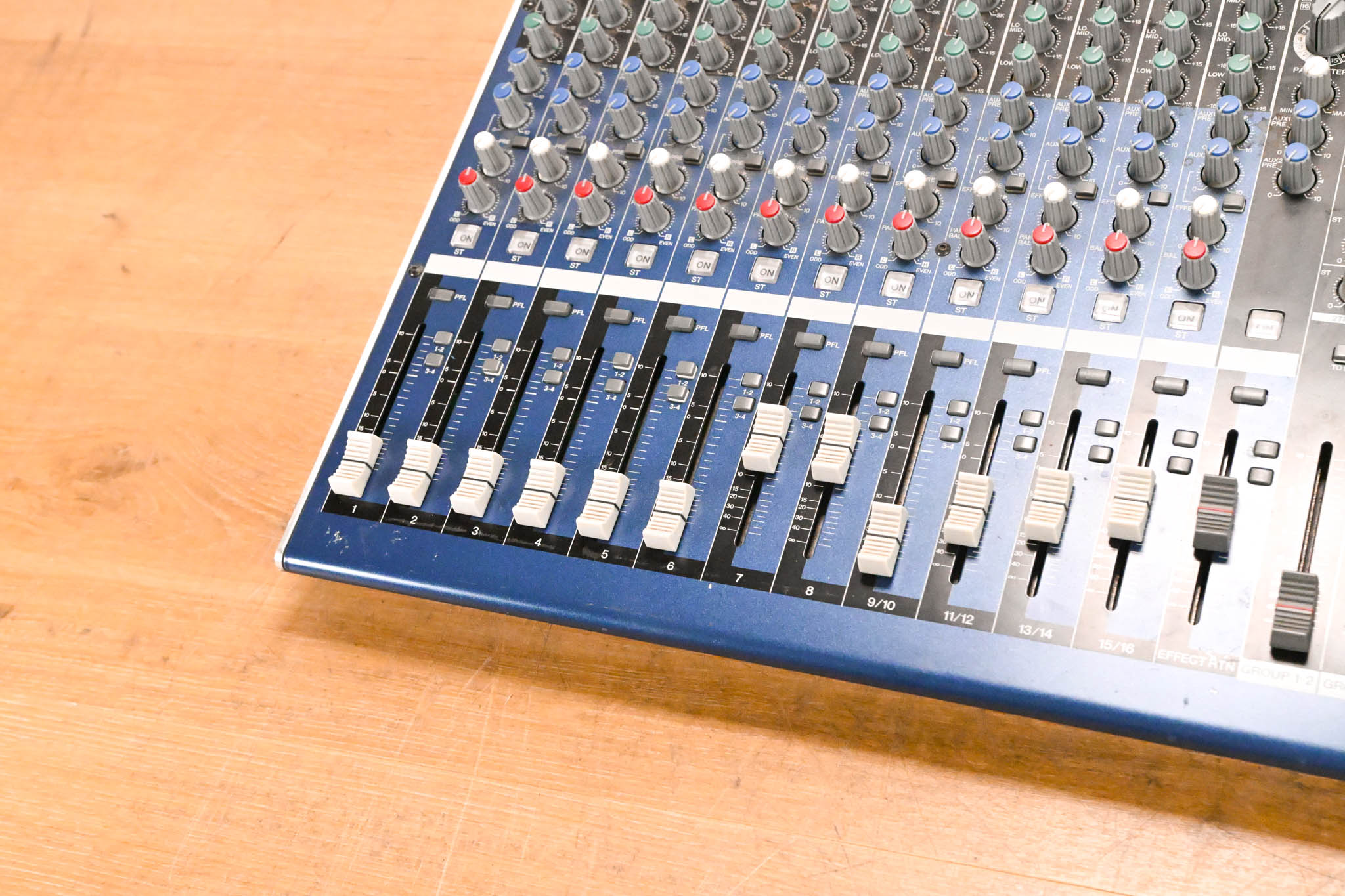 Yamaha MG16/6FX 16-Channel 6-Bus Analog Mixing Console (NO POWER SUPPLY)