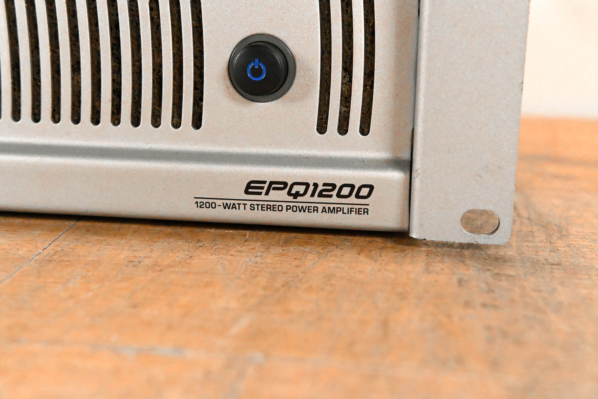 Behringer Europower EPQ1200 Stereo Power Amplifier