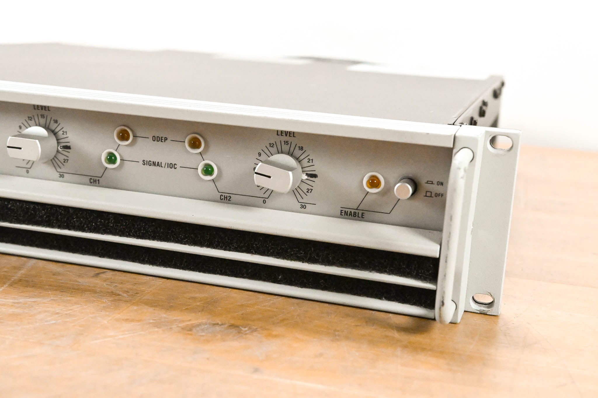 Crown Macro-Tech 3600VZ 2-Channel Power Amplifier