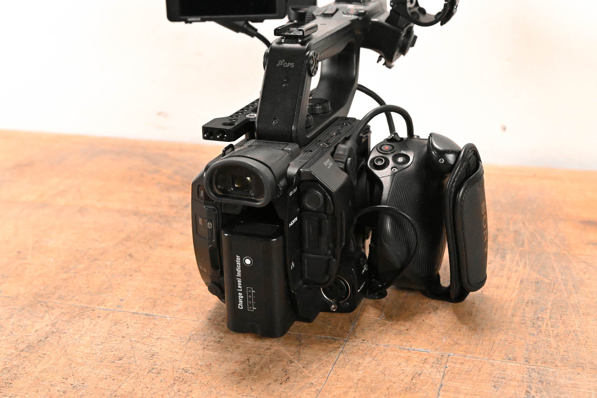Sony PXW-FS5 XDCAM Super 35 Camera System