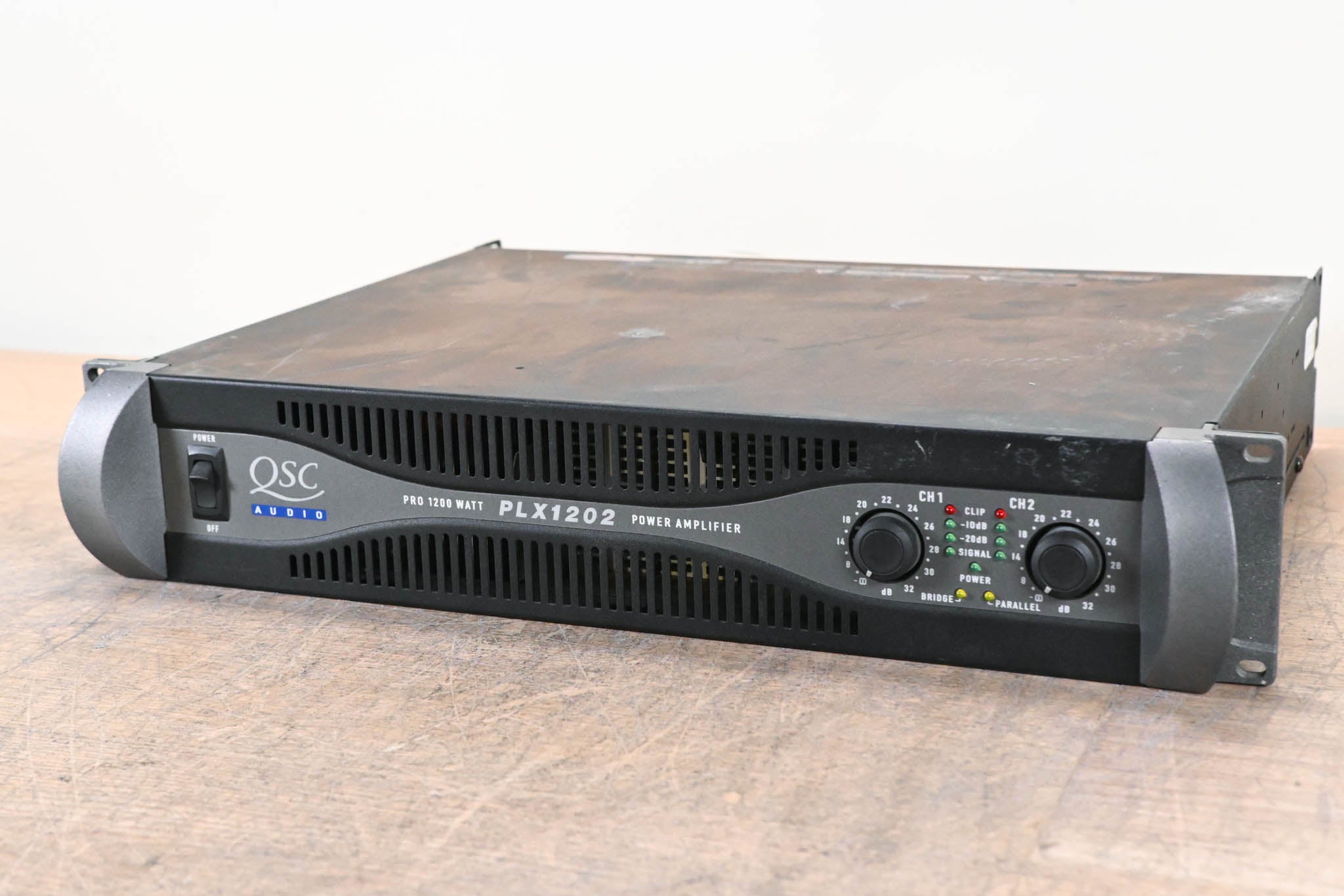 QSC PLX1202 2-Channel Power Amplifier