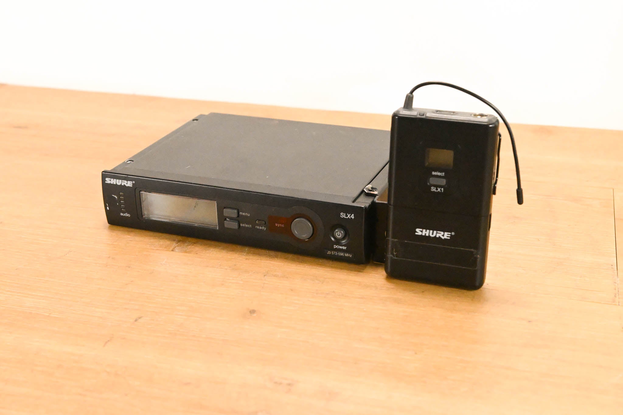 Shure SLX14 Bodypack Wireless System - J3 Band (NO POWER SUPPLY)