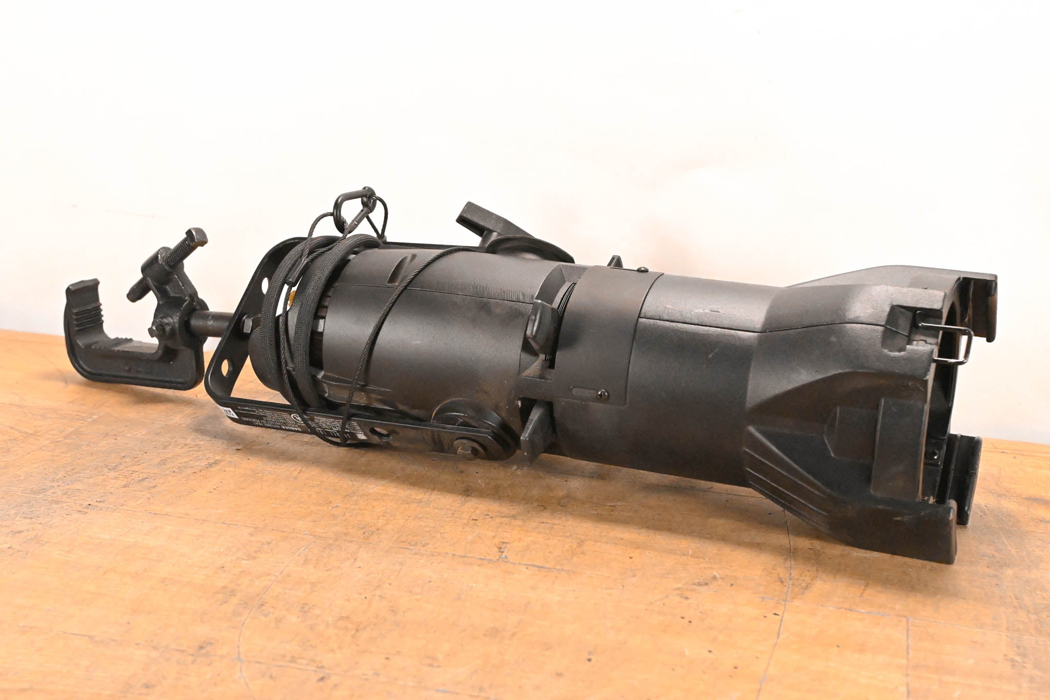 ETC Source Four Jr 50 Degree 575 Ellipsoidal Light