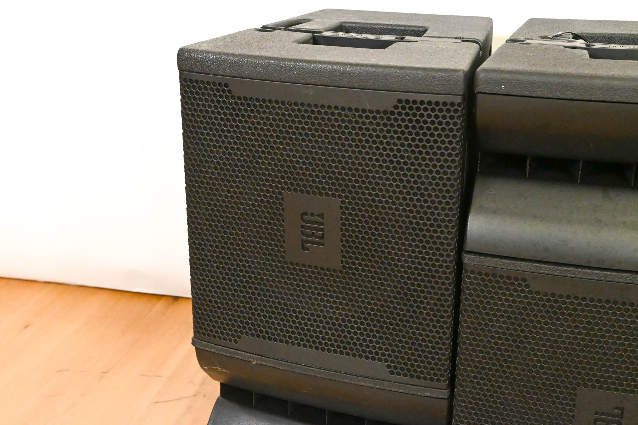 JBL VRX932LA-1 12" Two-Way Line Array Loudspeaker System (PAIR)