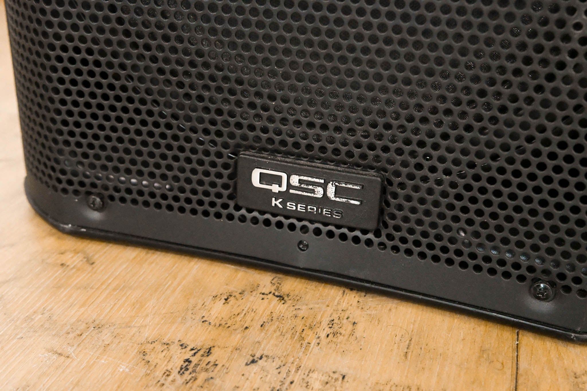 QSC K10 1000W 1x10" 2-Way Powered Speaker
