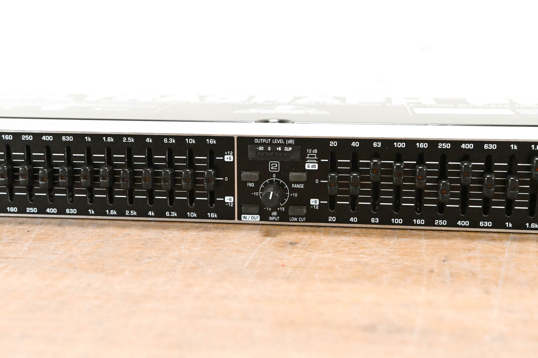 Behringer ULTRAGRAPH PRO FBQ1502 15-Band Stereo Graphic Equalizer