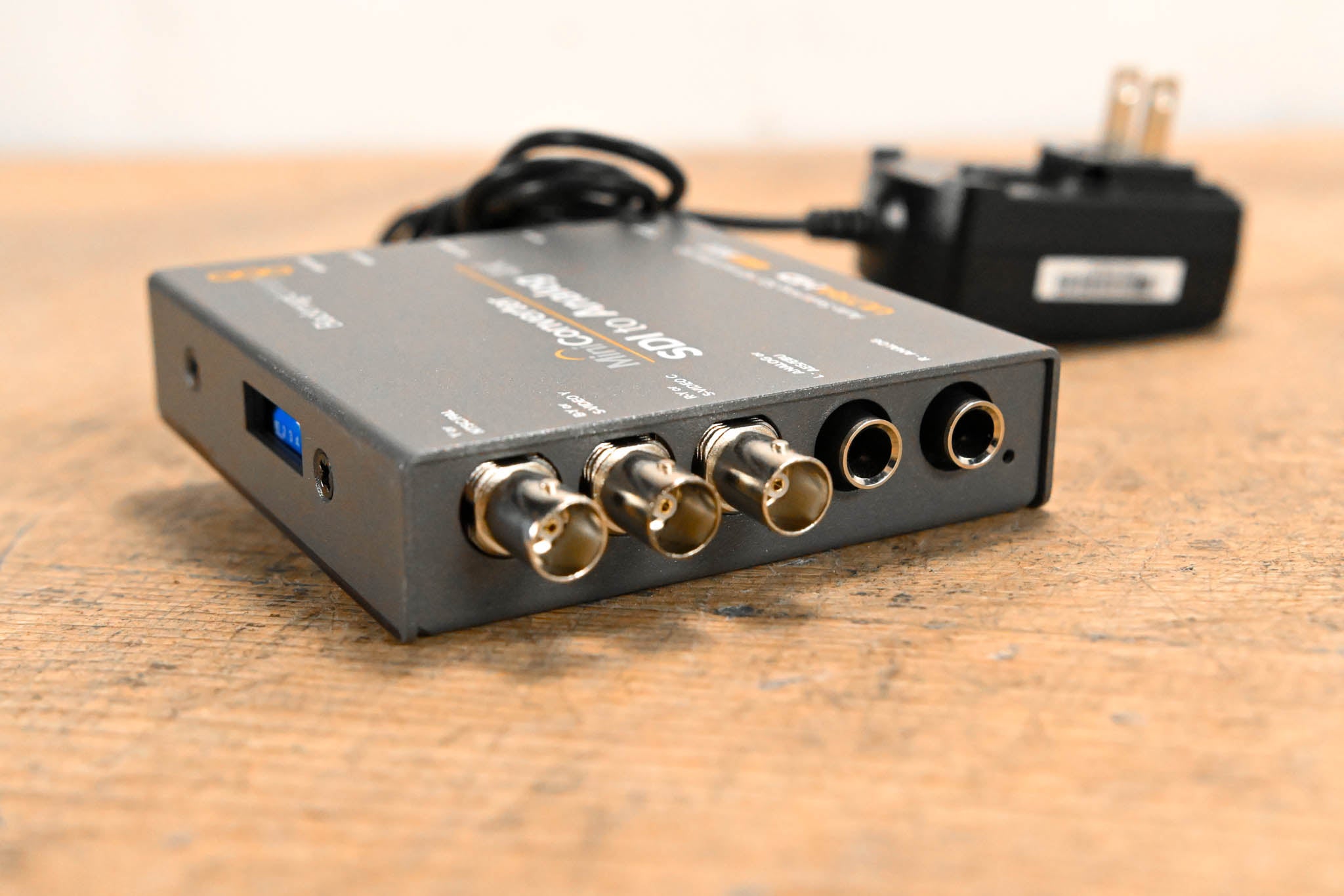 Blackmagic Design Mini Converter SDI to Analog 4K