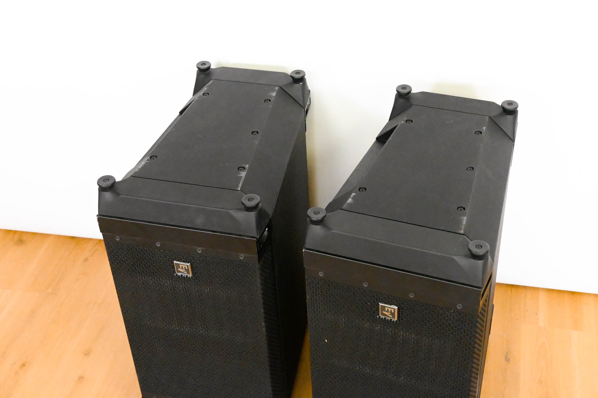 Electro-Voice (EV) X2-212/90 12" Vertical Line Array Loudspeaker (PAIR)