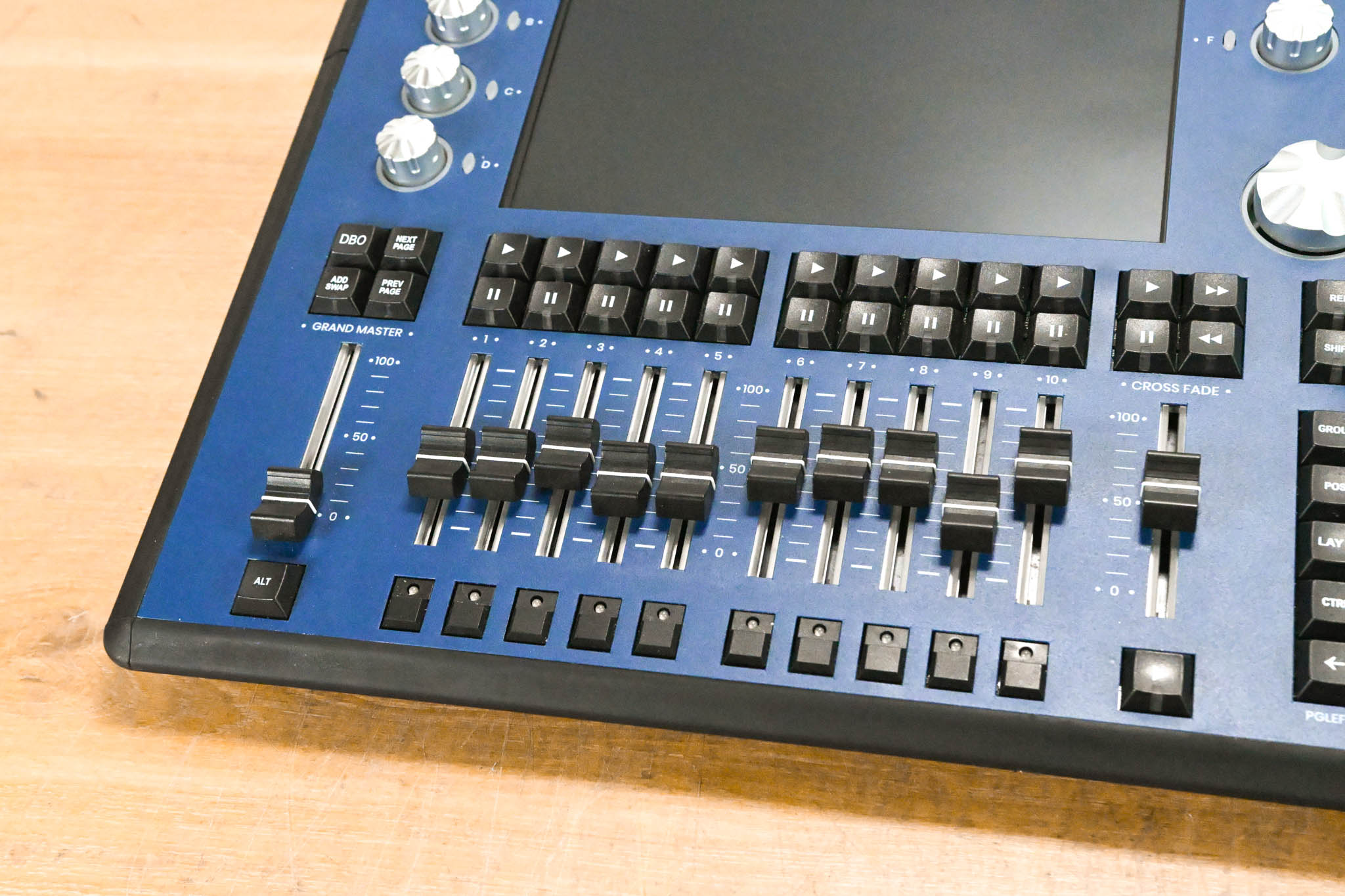 ChamSys MagicQ MQ70 24-Universe Compact Lighting Console