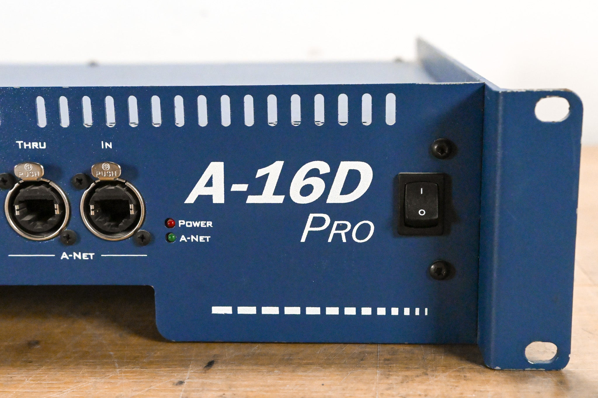Aviom A-16D Pro A-Net Distributor