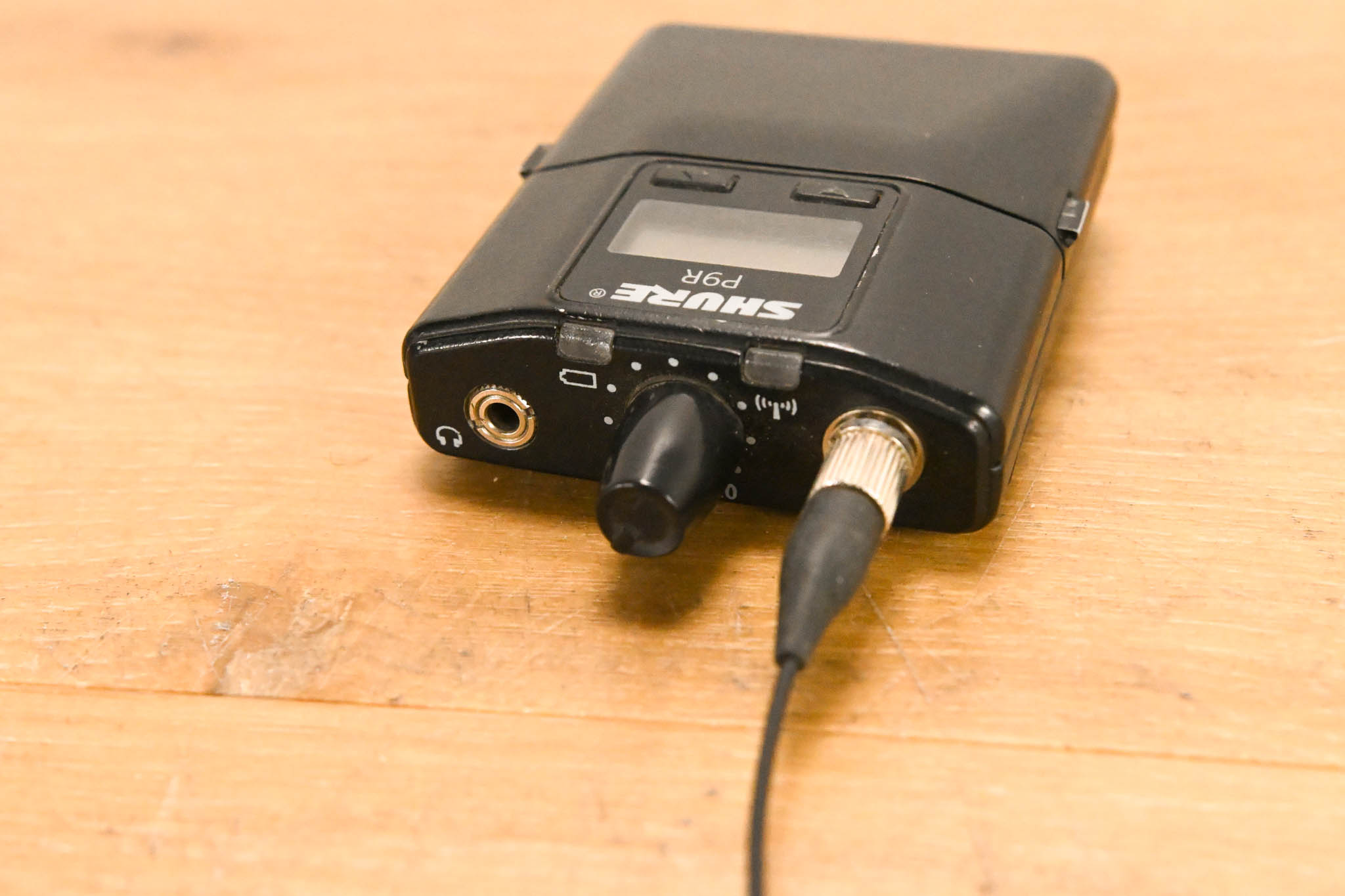 Shure PSM 900 Wireless IEM System L6 Band: 656-692 MHz (NO POWER SUPPLY)
