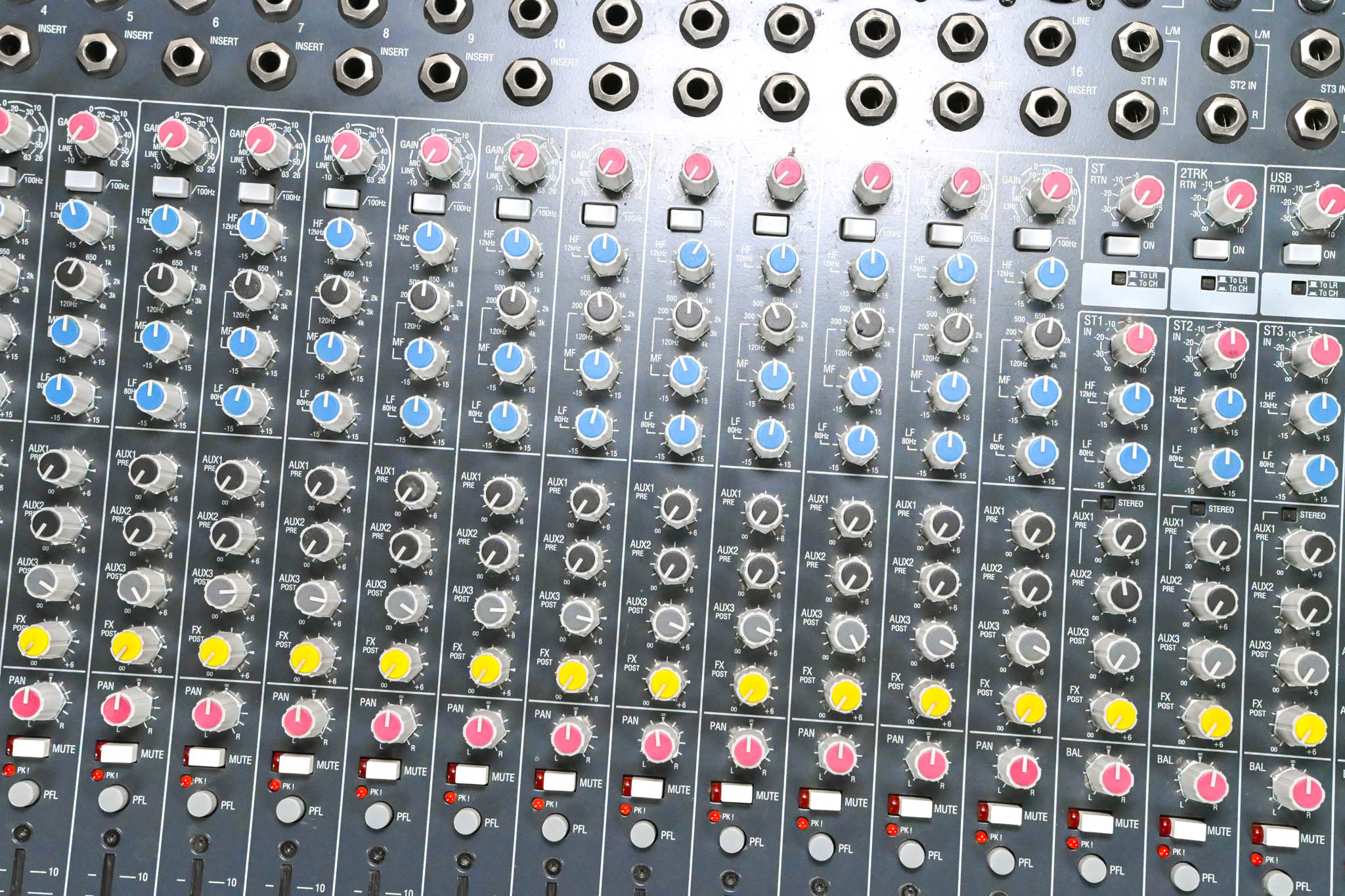 Allen & Heath ZED-22FX 22-Channel Mixer with USB and Effects