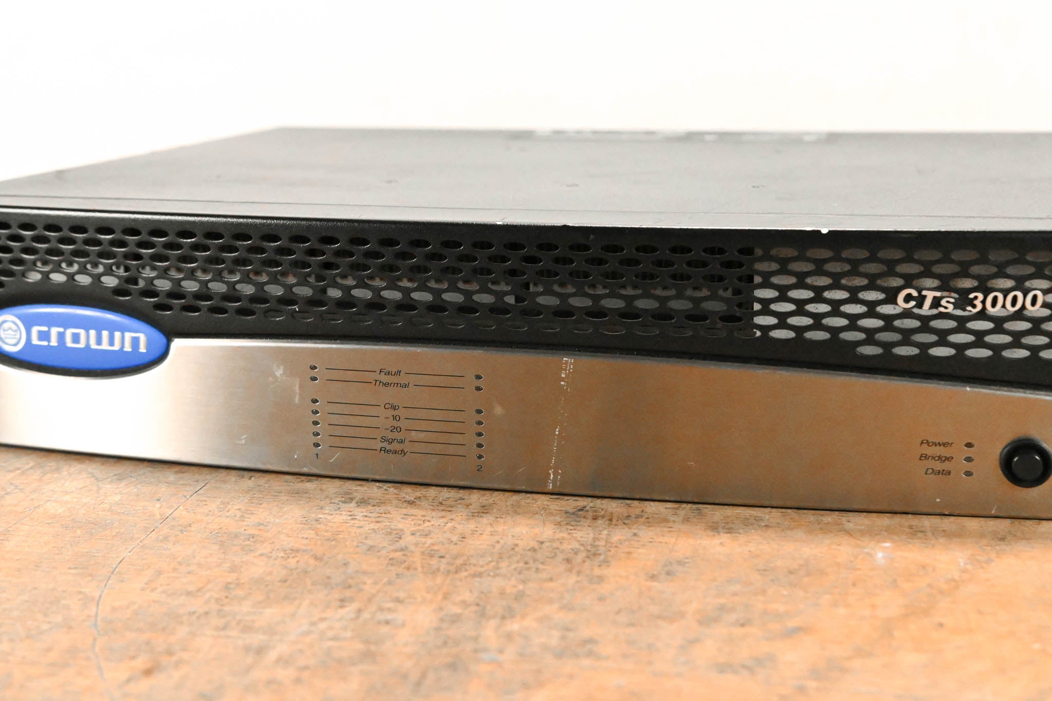 Crown CTs 3000 Two-Channel 1500W Power Amplifier