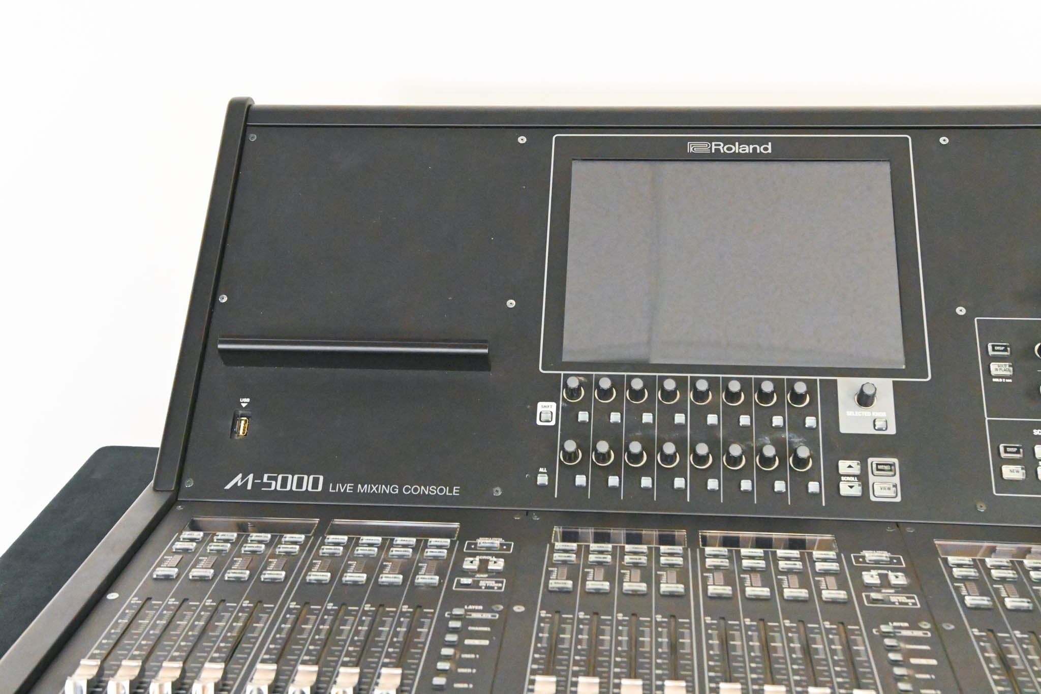 Roland M-5000 Live Mixing Console
