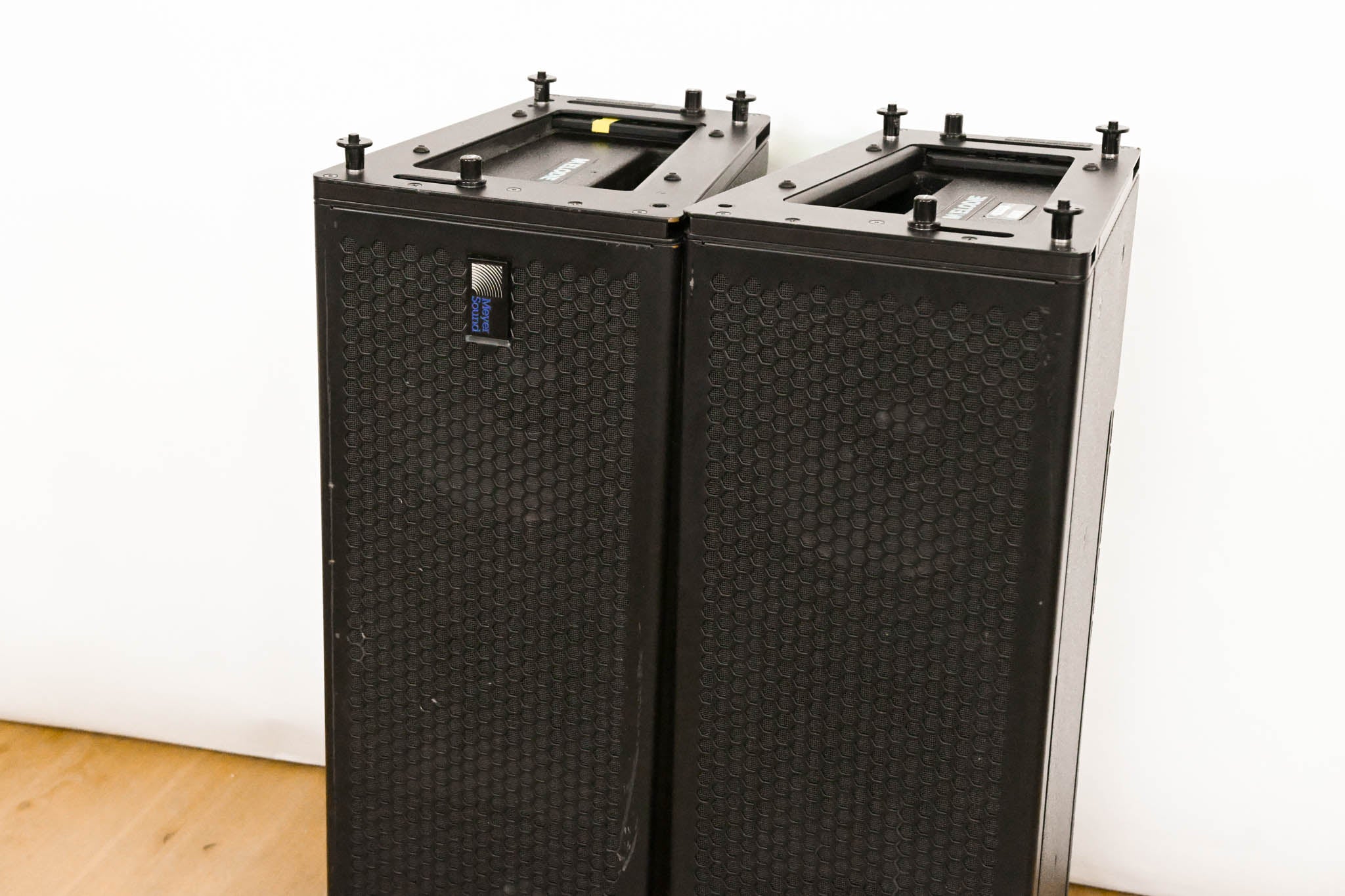 Meyer Sound M'elodie High-Power Curvilinear Array Loudspeaker (PAIR)