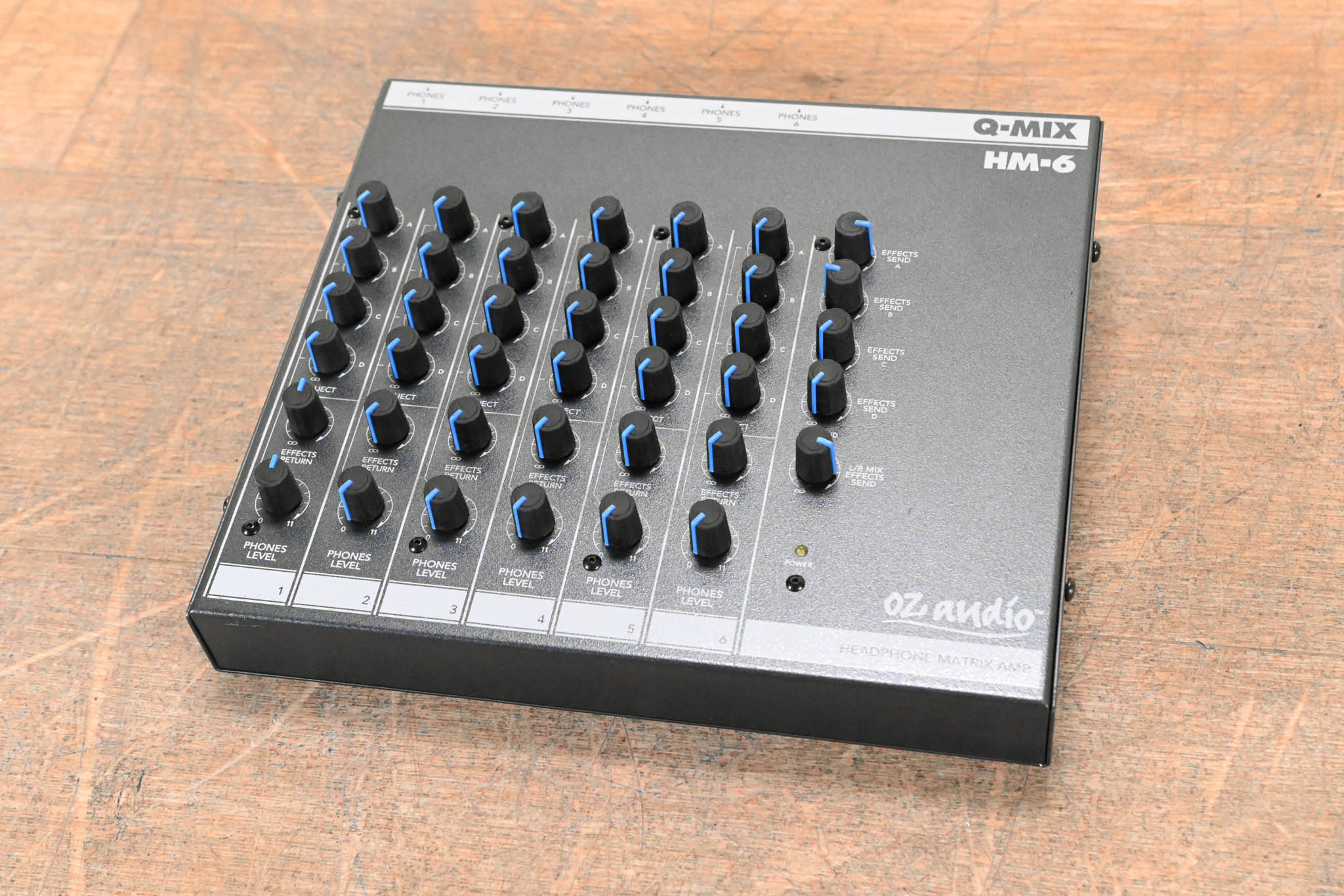 Oz Audio Q-Mix HM-6 6-Channel Headphone Mixer/Amplifier