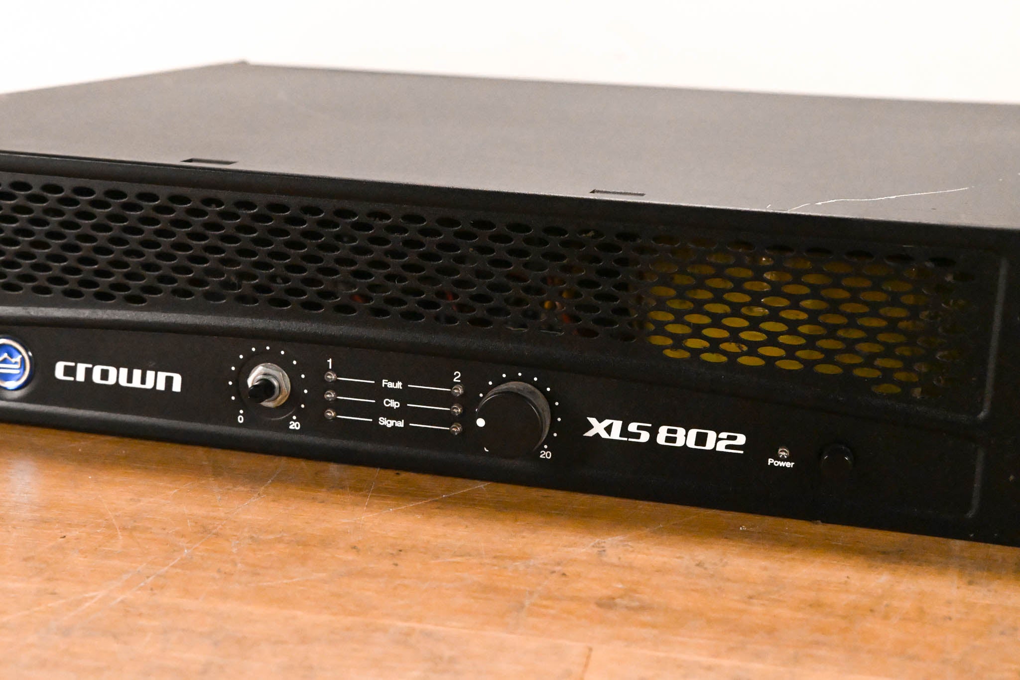 Crown XLS 802 2-Channel Power Amplifier