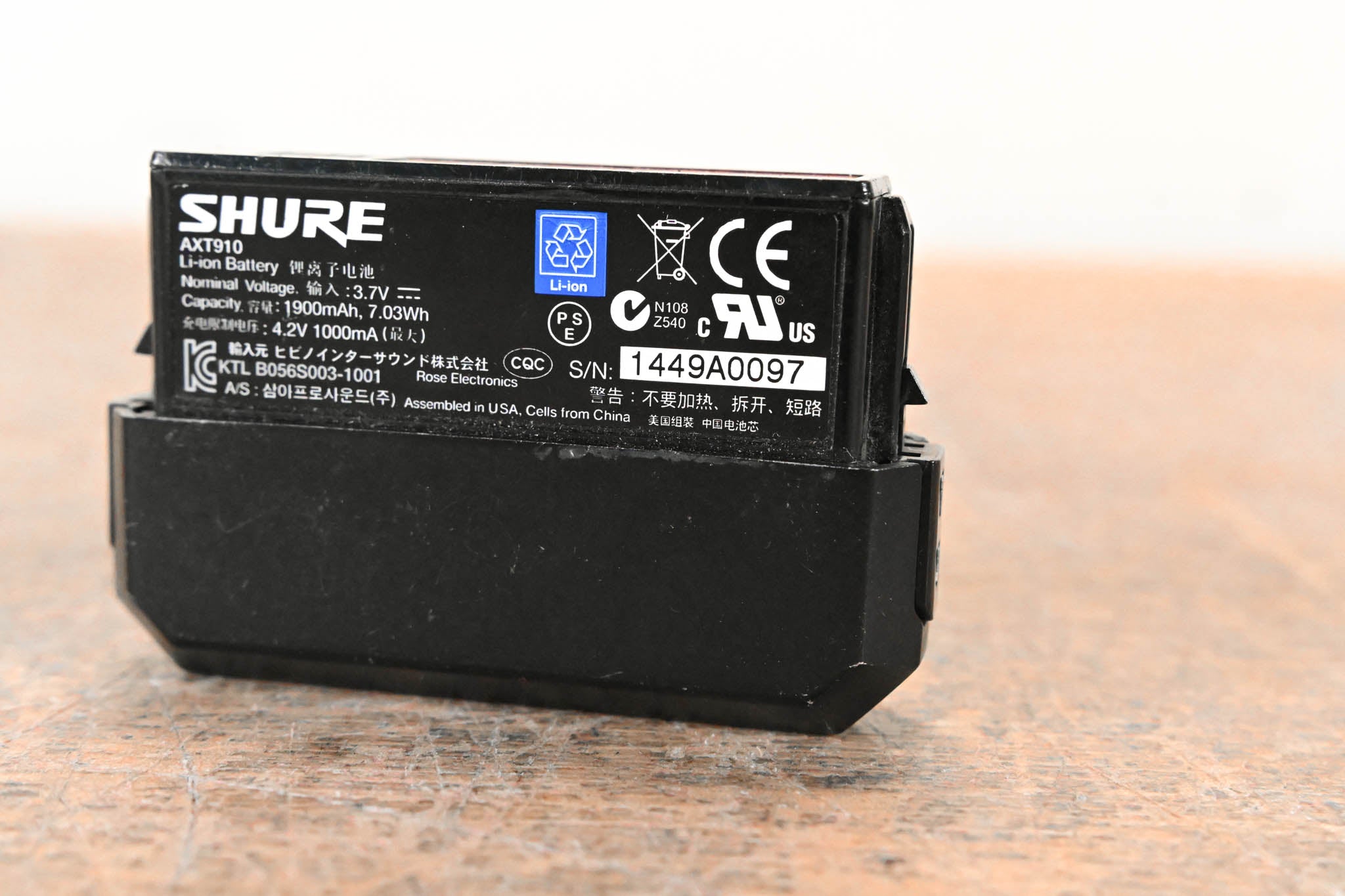 Shure AXT910 Axient Bodypack Rechargeable Battery