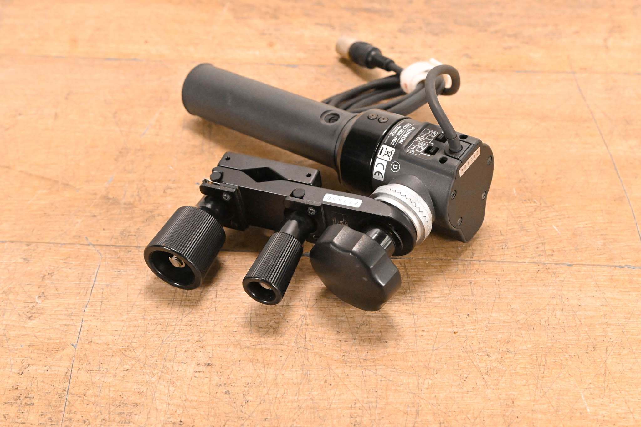 Fujinon ERD-20A-A02 Zoom Demand with MCA-7 Mounting Clamp