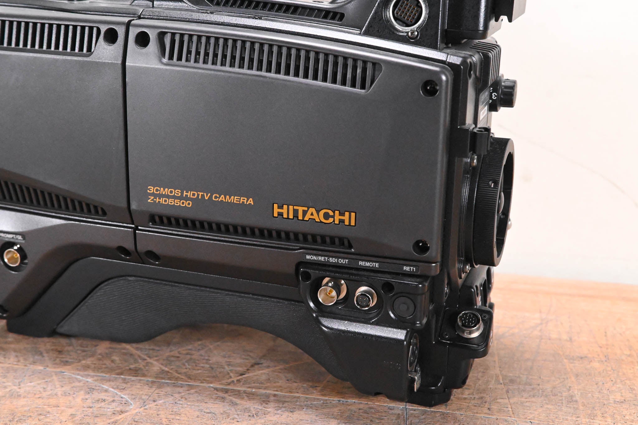 Hitachi Z-HD5500 HDTV Camera Body with CA-HF1200 Fiber Camera Adapter
