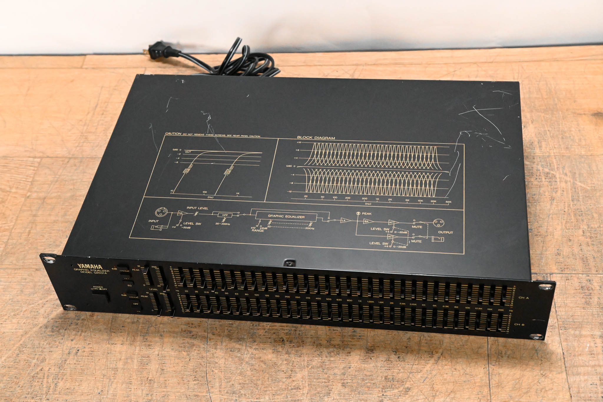 Yamaha Q2031A 2-Channel 31-Band Graphic Equalizer