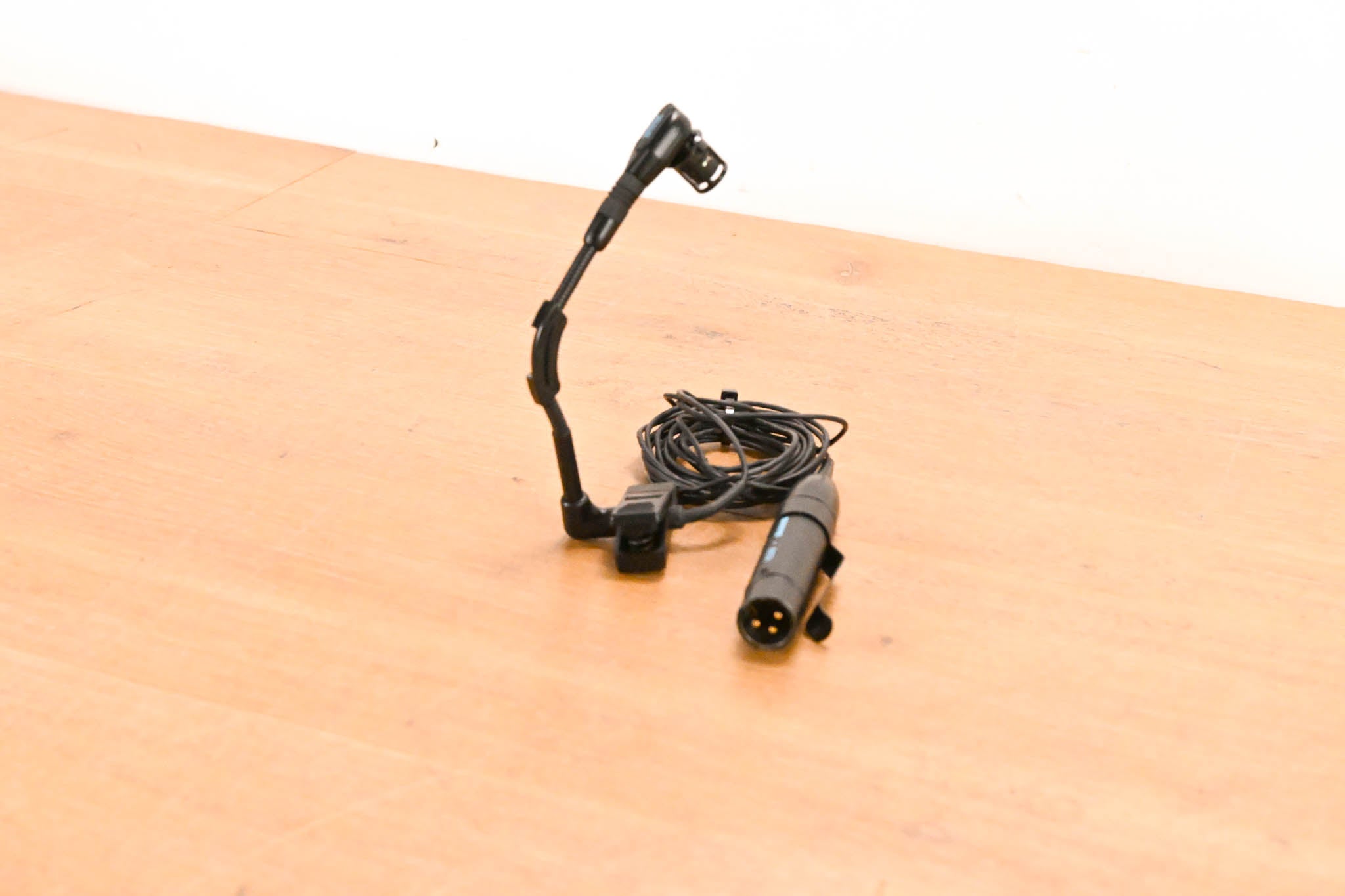 Shure Beta 98H/C Miniature Cardioid Condenser Instrument Microphone