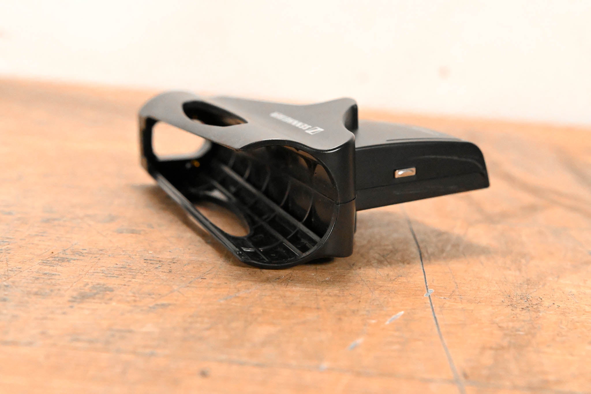 Sennheiser LA 2 Charging Adapter