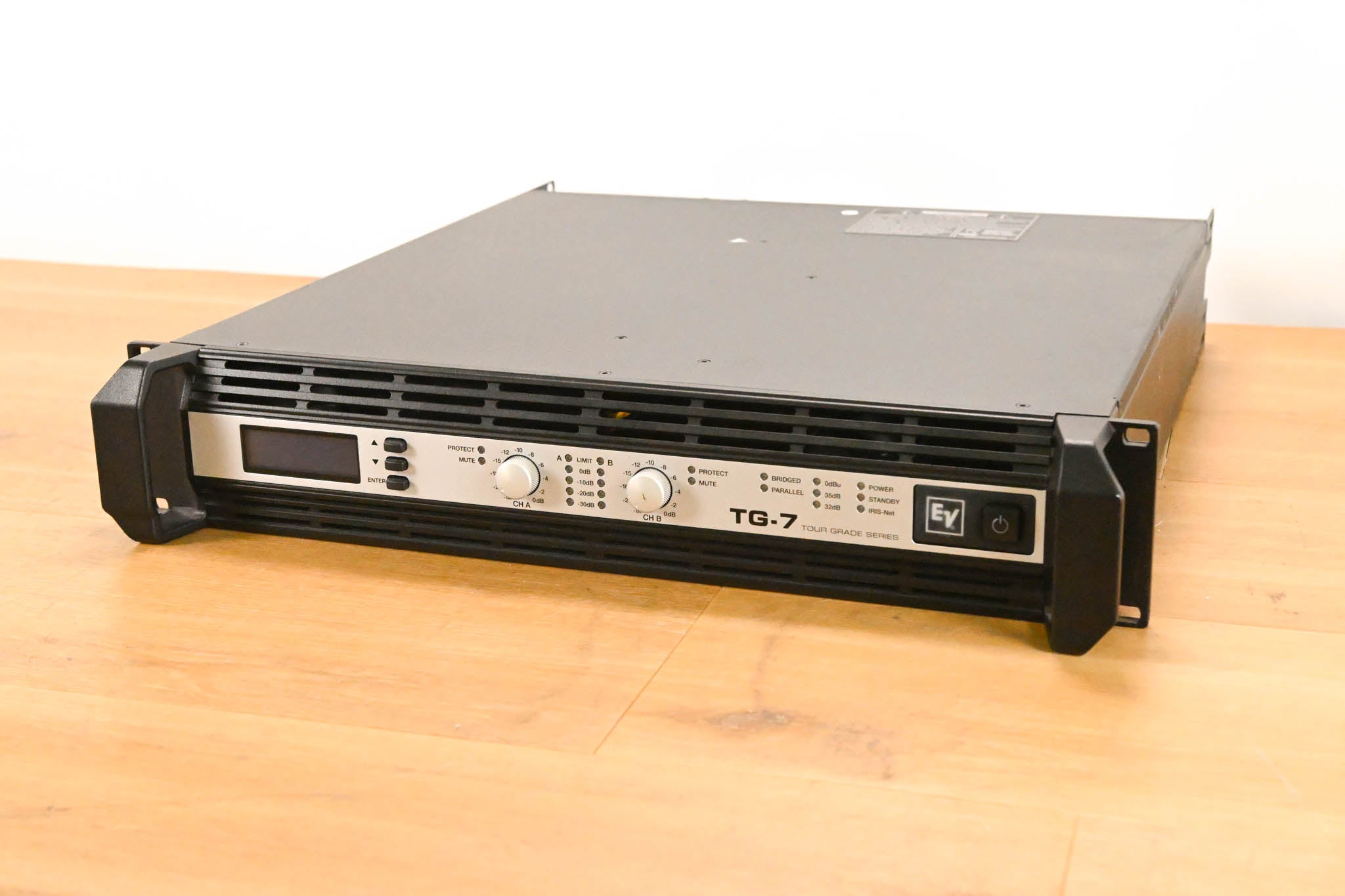 Electro-Voice (EV) TG-7 Tour-Grade Stereo Power Amplifier