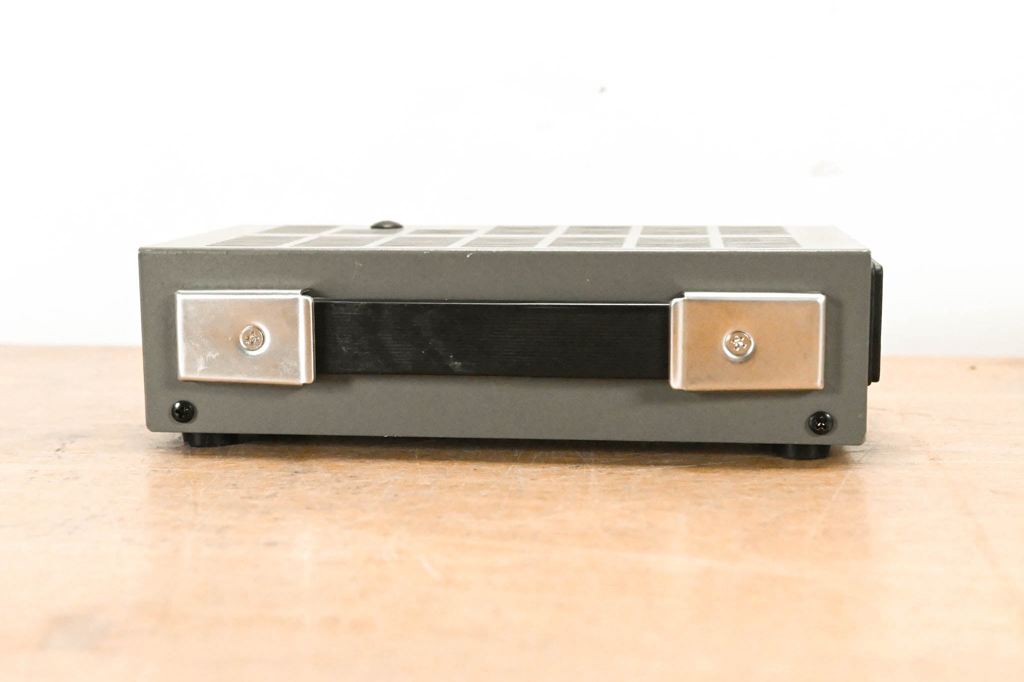 IDX System Technology IA-60a Single-Channel DC Power Supply