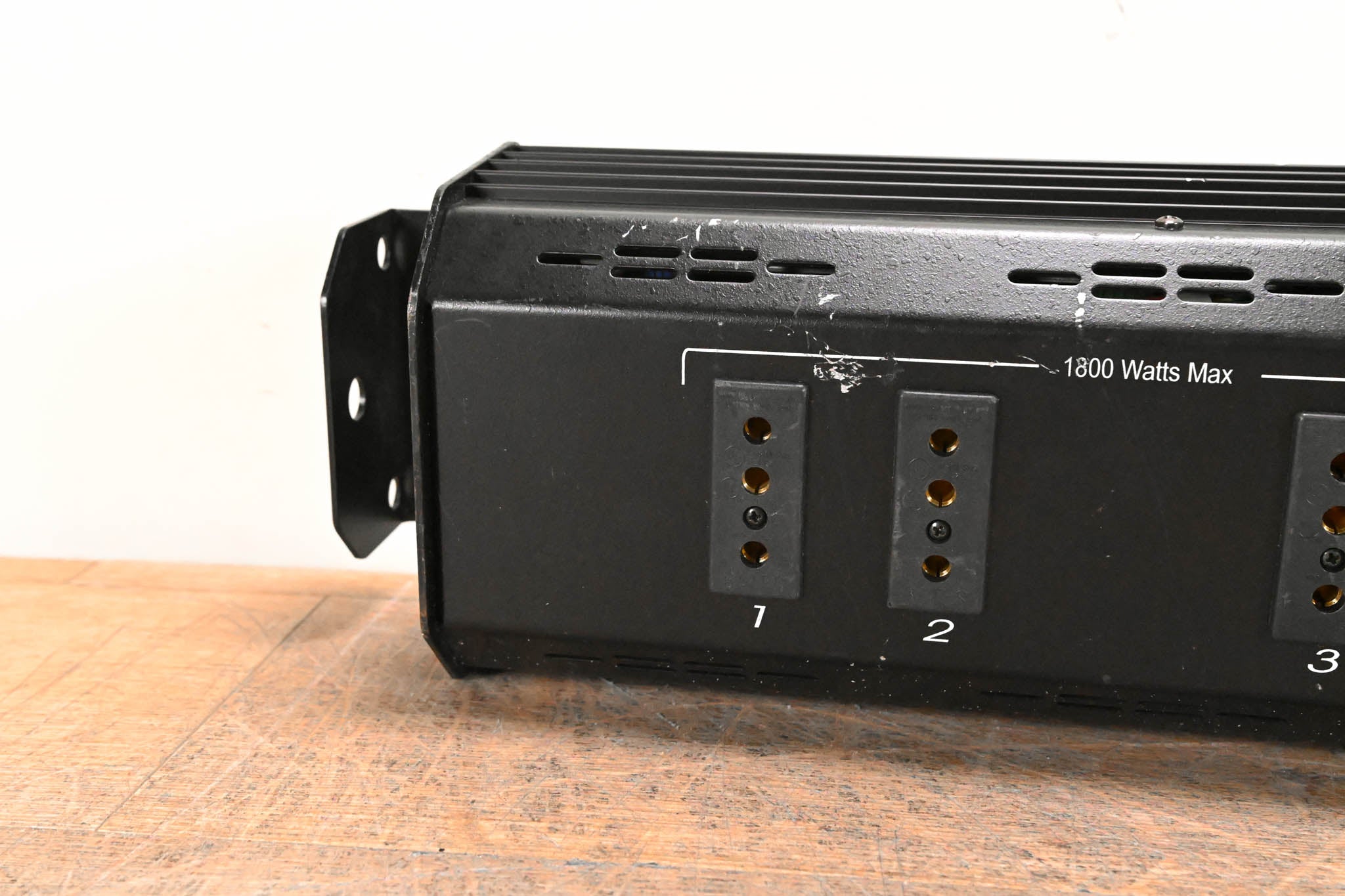 Leprecon ULD-340 4-Channel 15A Tree Mount Dimmer with Stage Pin Output
