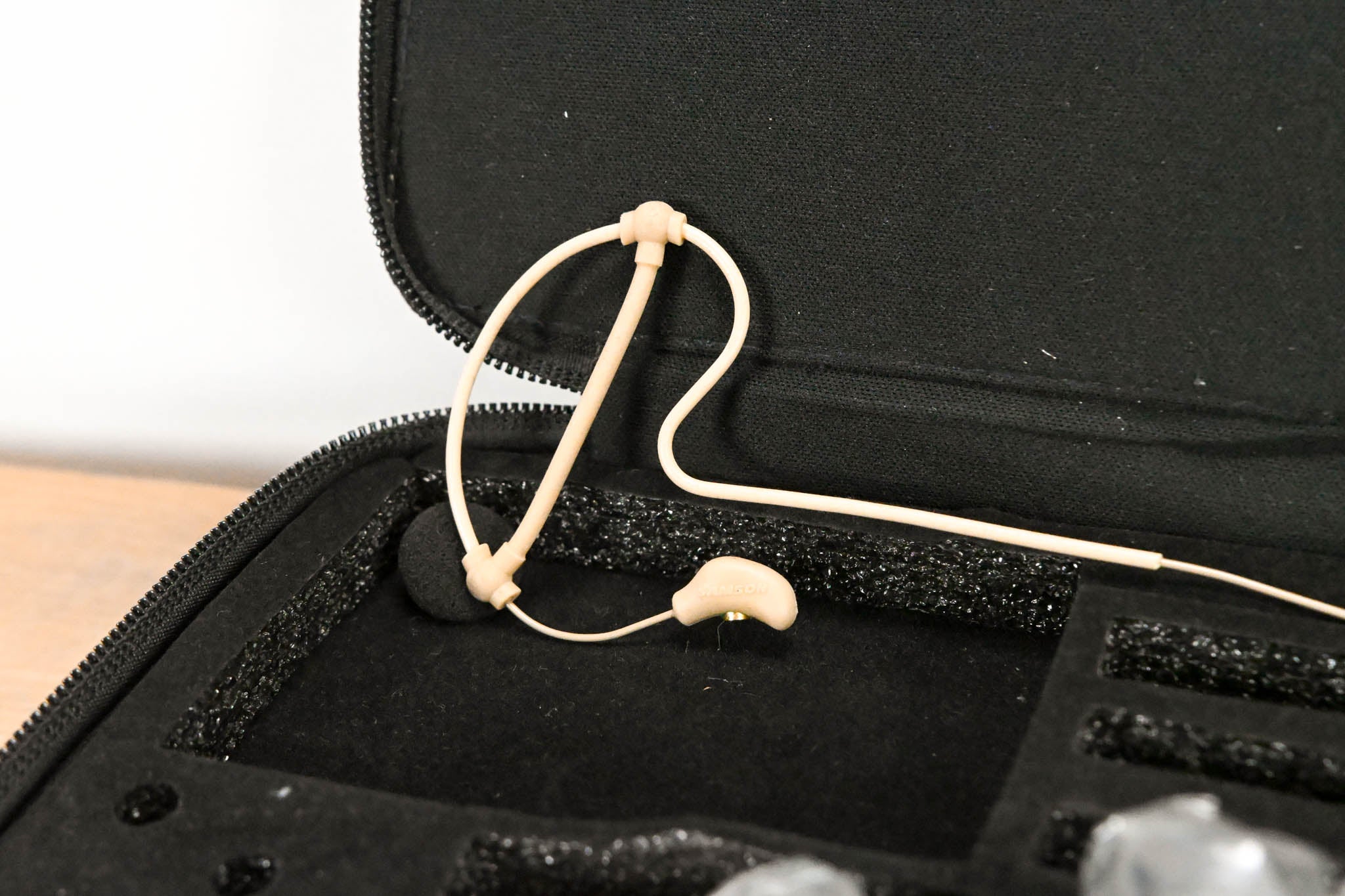 Samson SE10 Earset Microphone with Condenser Capsule & Accessories