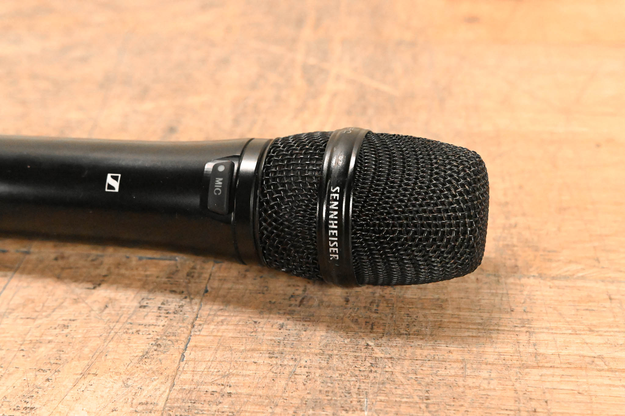 Sennheiser SKM 300 G4 Wireless Handheld Transmitter - Gw1: 558-608 MHz