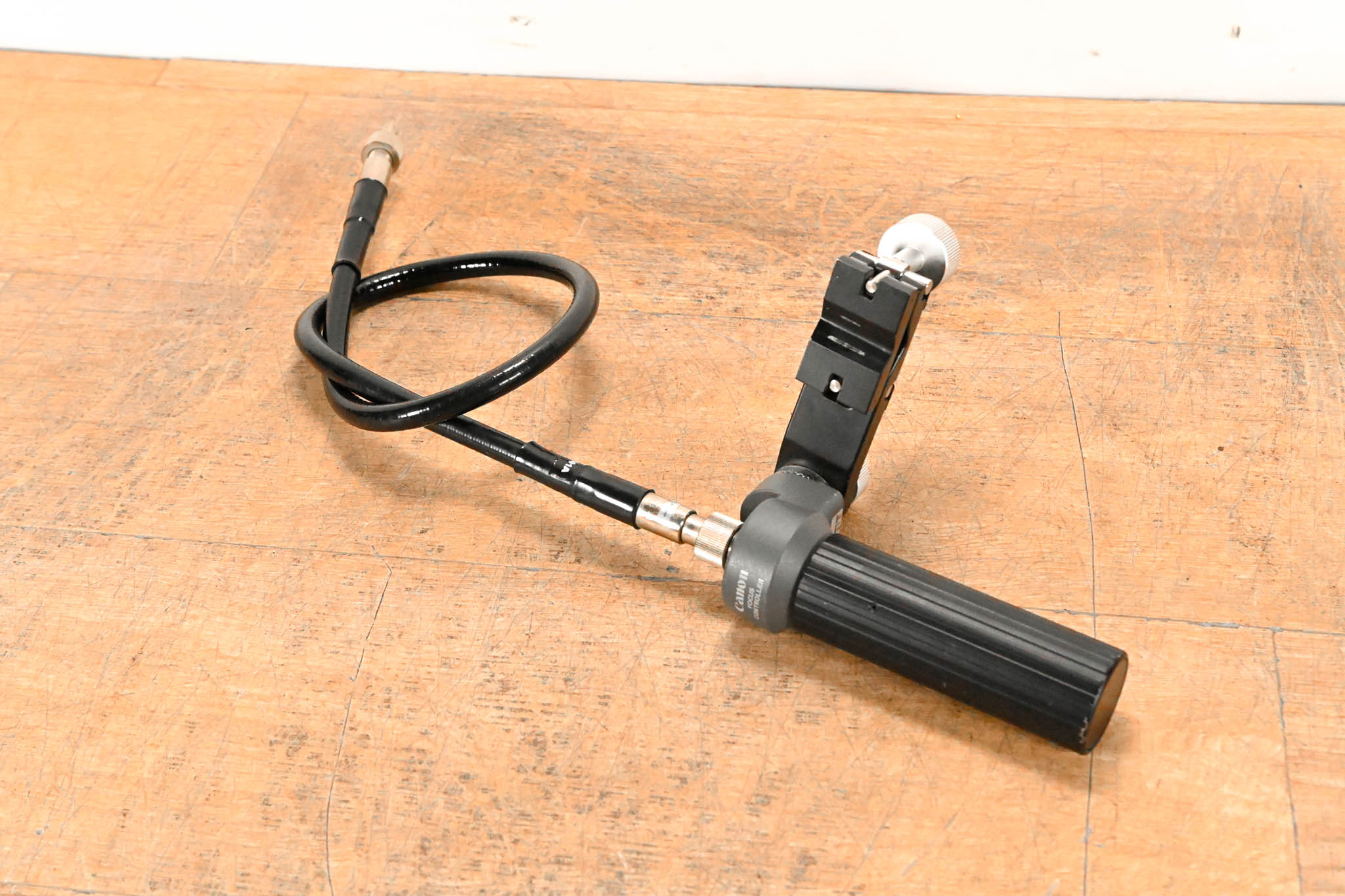 Canon FFC-200 Focus Manual Controller with CR-10 Clamper