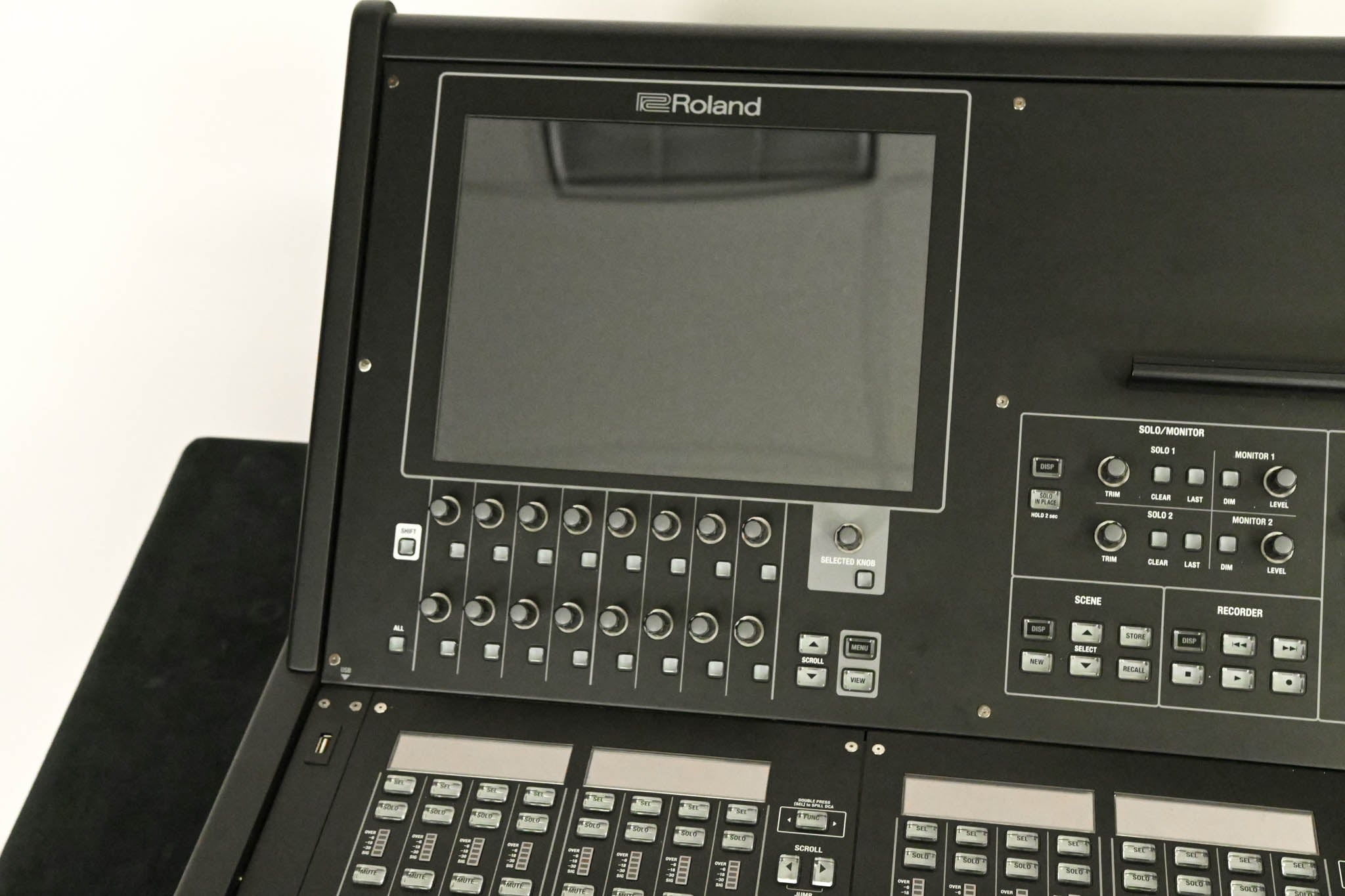 Roland M-5000C Live Mixing Console