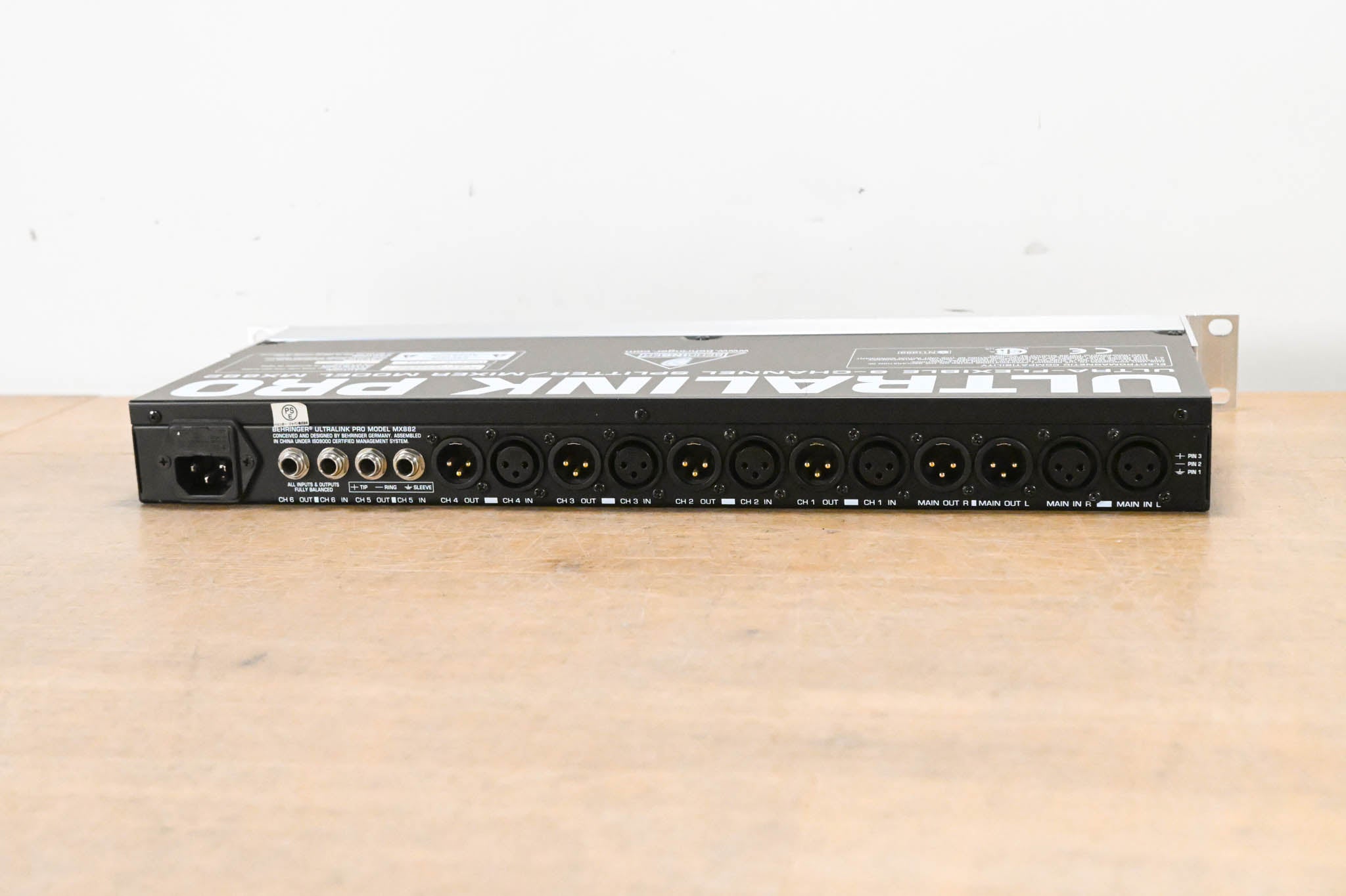 Behringer ULTRALINK PRO MX882 8-Channel Splitter/Mixer