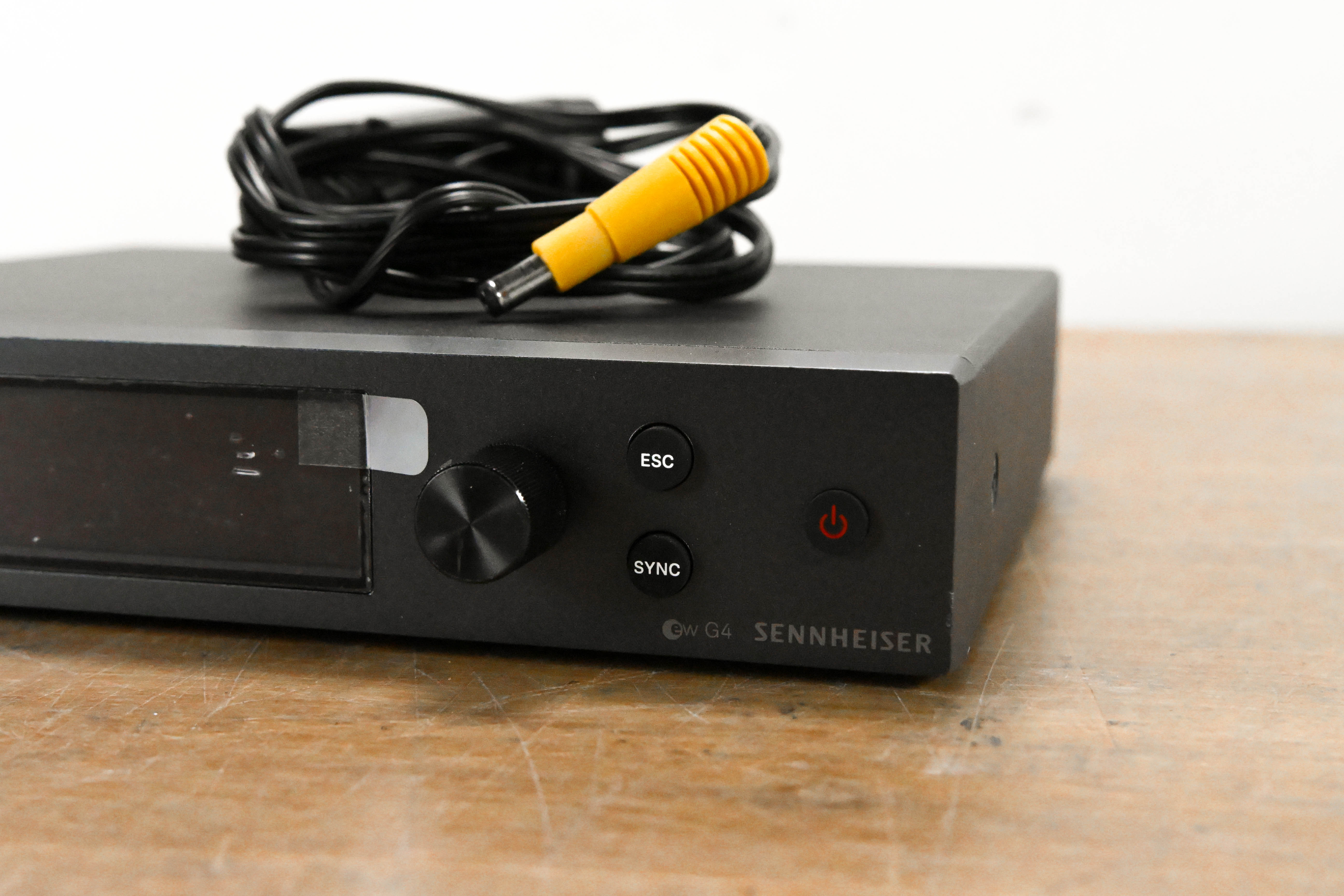 Sennheiser SR IEM G4 Wireless IEM Transmitter - A1 Range: 470-516 MHz