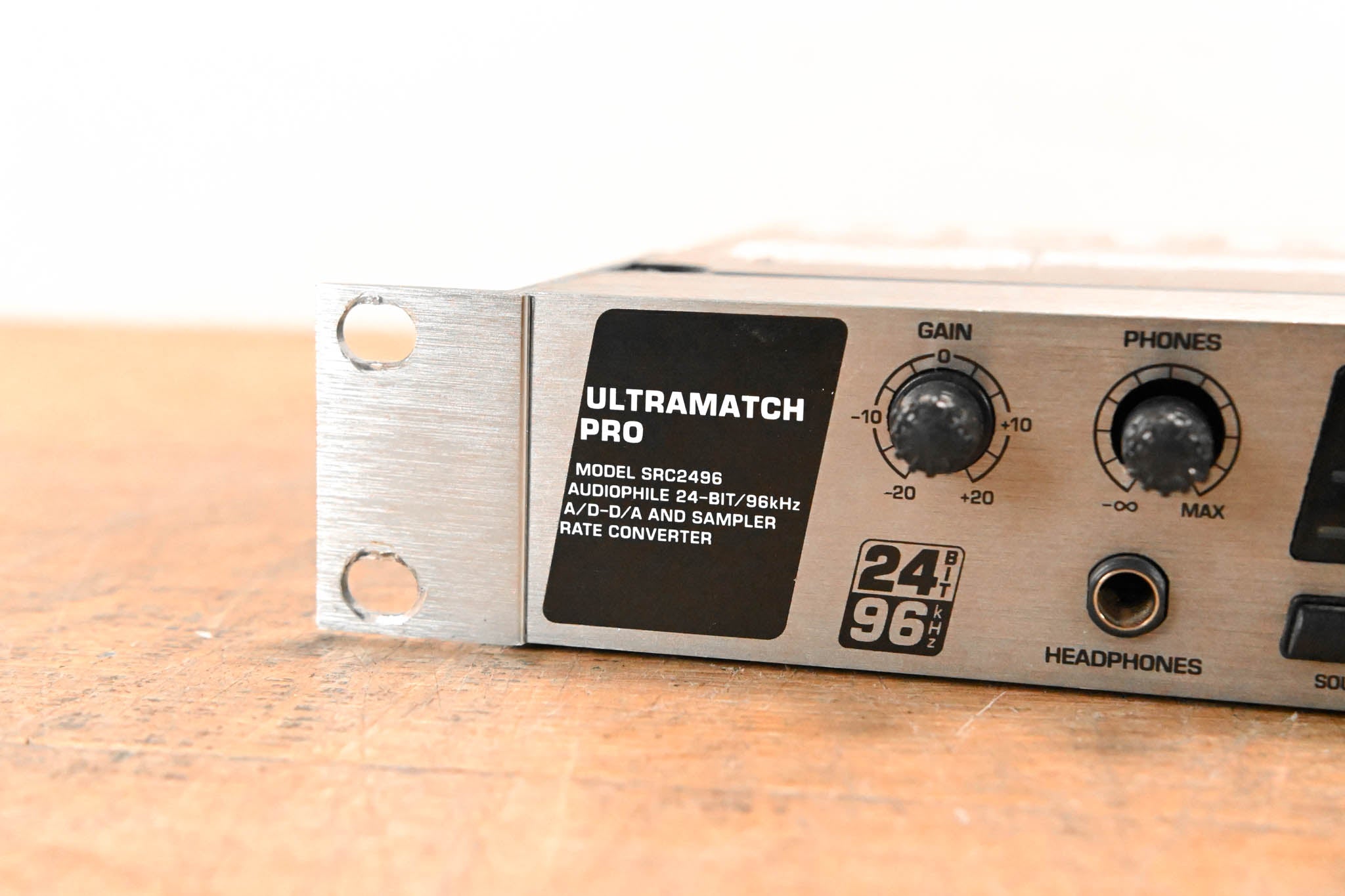 Behringer ULTRAMATCH PRO SRC2496 Sample Rate Converter