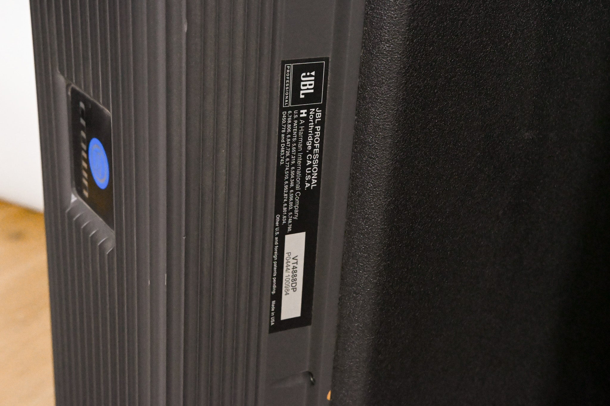 JBL VT4888DP Powered 3-Way Line Array Speaker (PAIR)